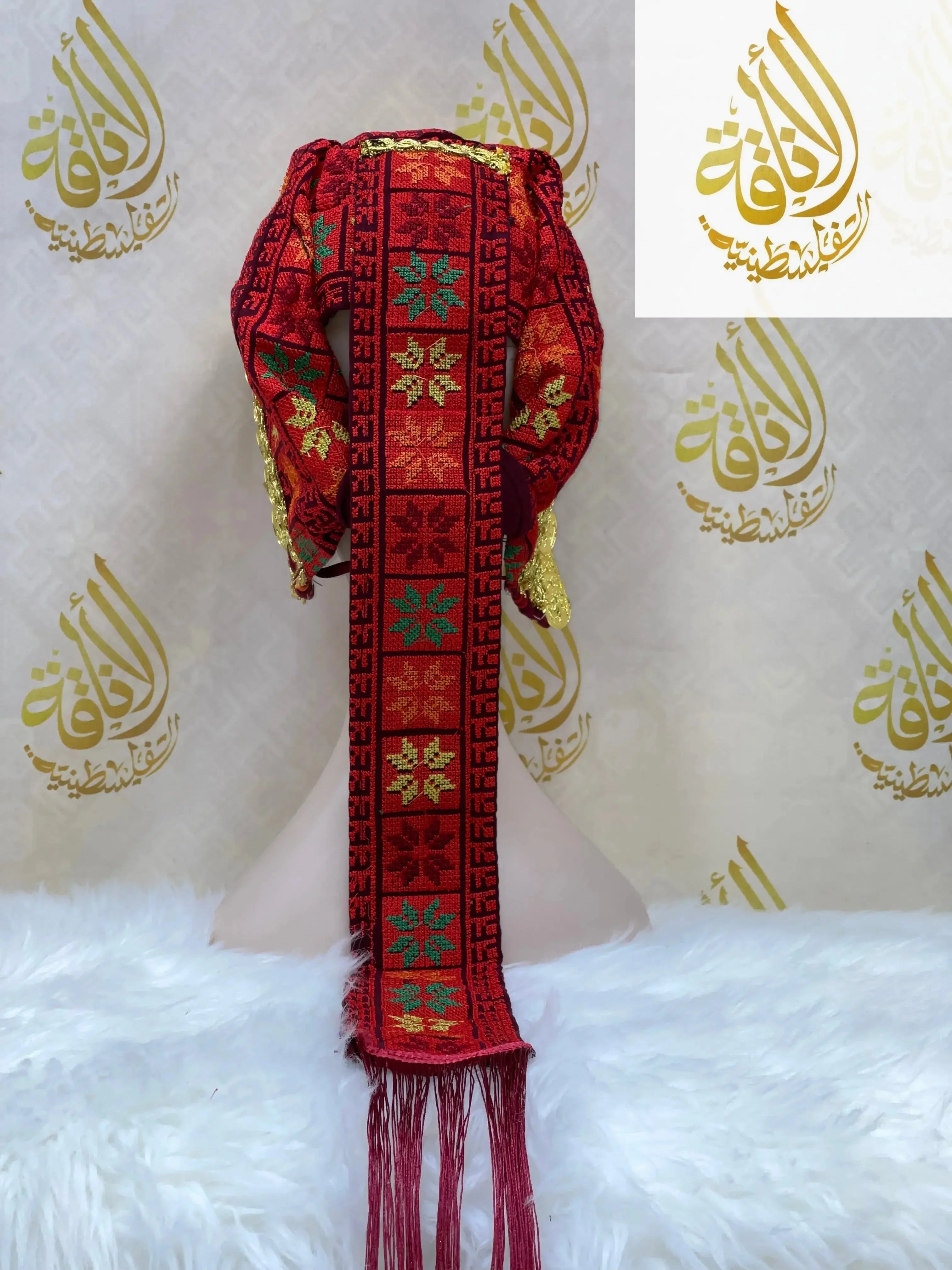 Luxurious Elegance: Awka Gold Liras Collectiong Palestinian Elegance