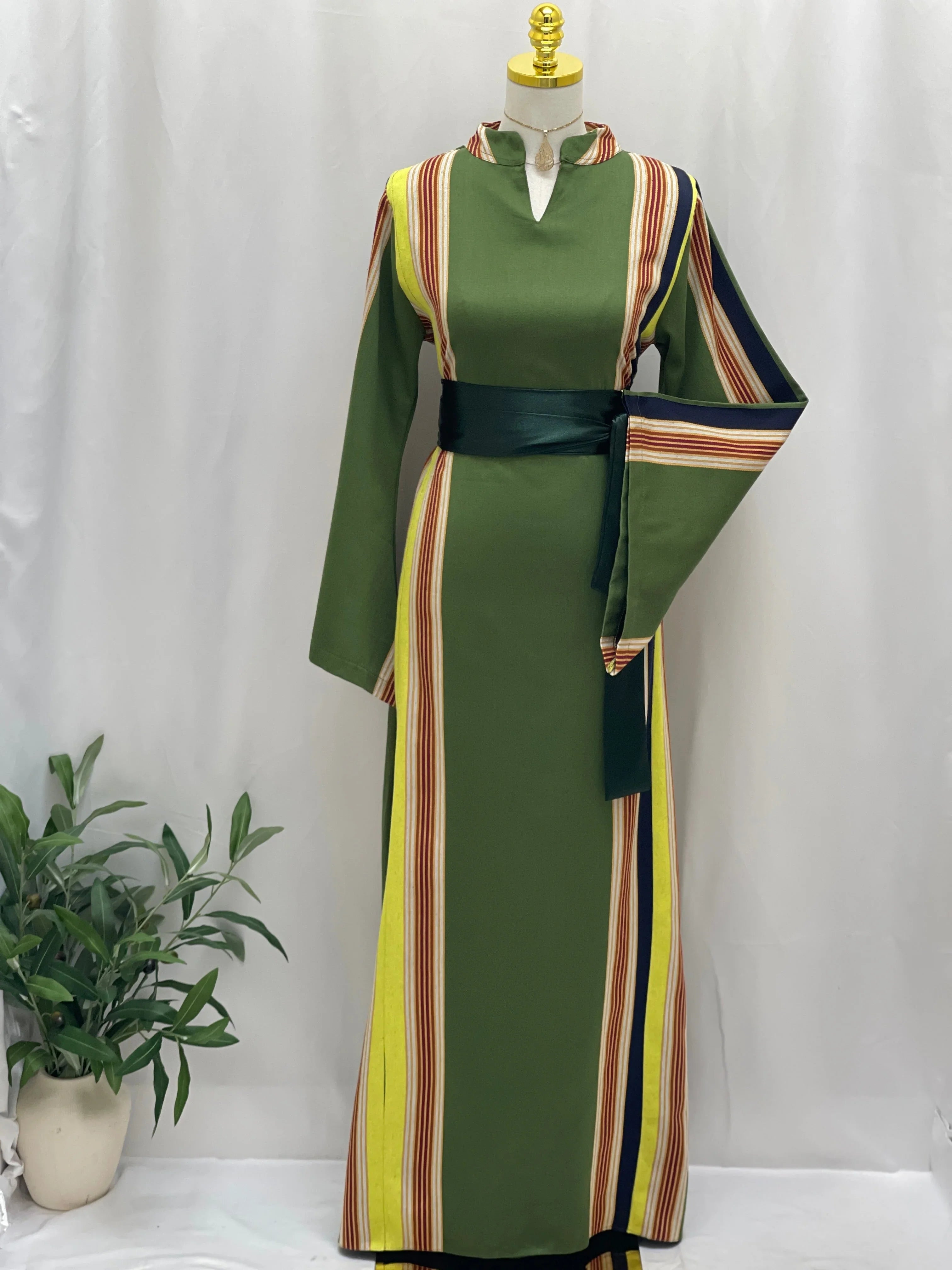 Majdalawi Essence Dress: Perfect For Elegant Gatherings Palestinian Elegance