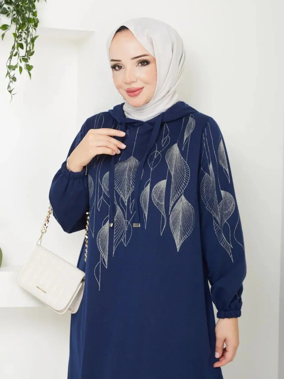 Modesty Unique Set: Elegance & Distinctive Style Palestinian Elegance