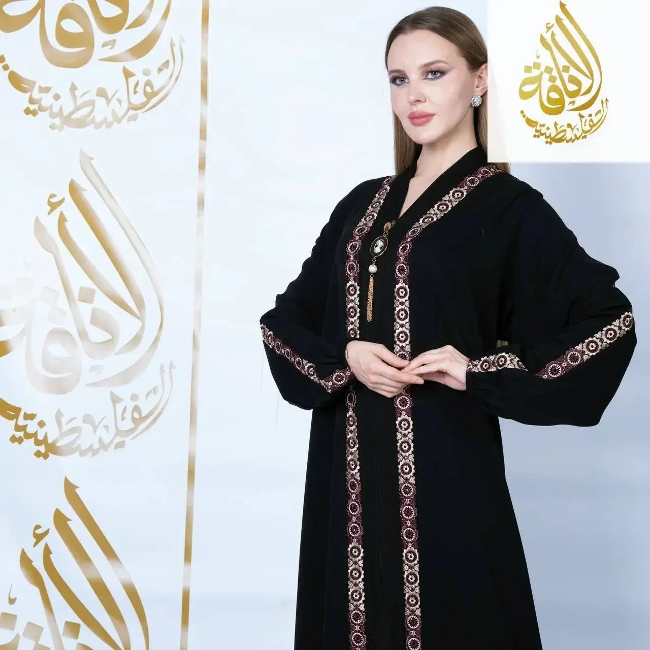 Palestinian Elegance Plus Size Zipper Abaya with Embroidery Palestinian Elegance