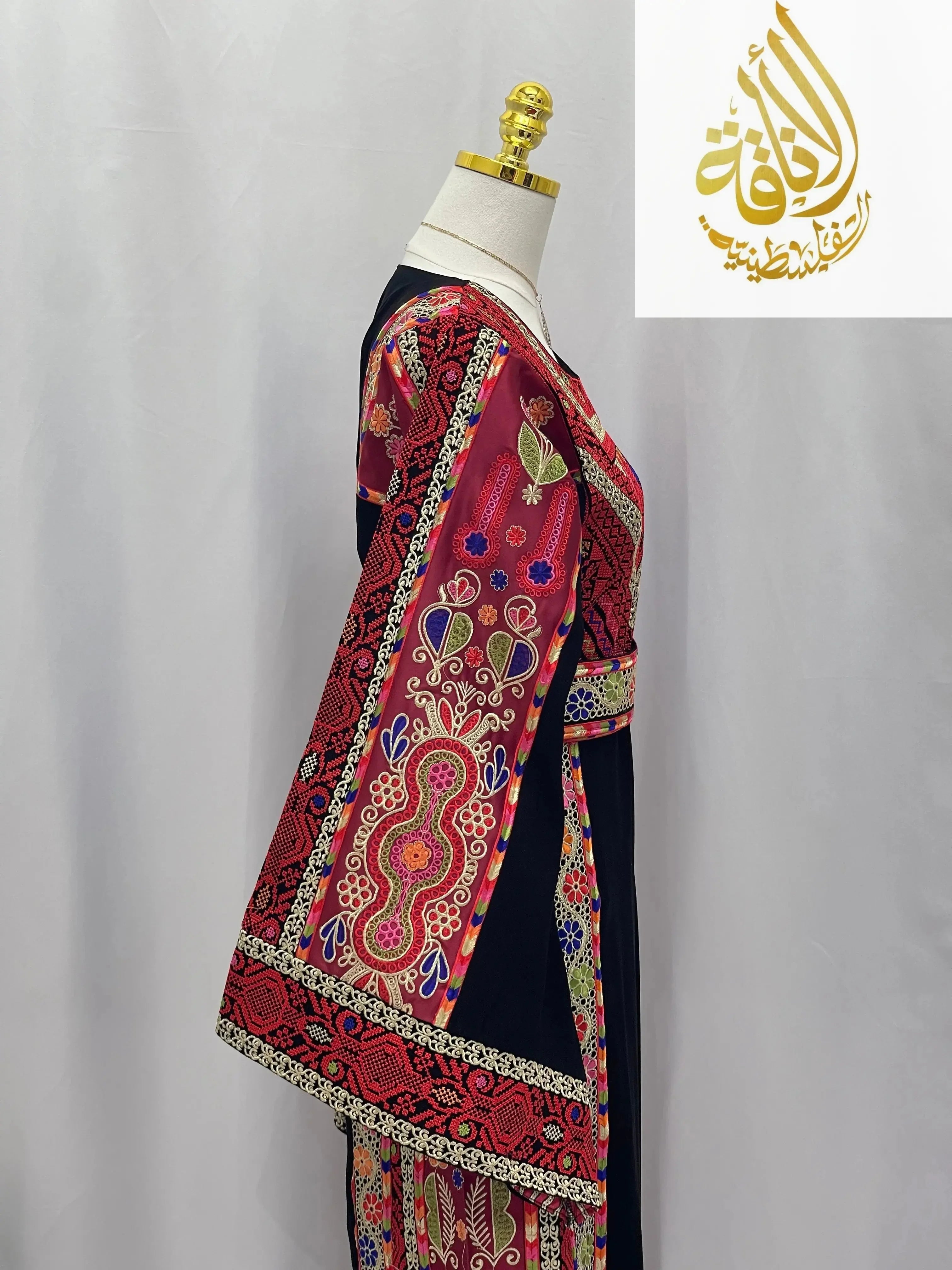 Ranen Malika Thoub – Luxurious Black Kasab Elegance - Palestinian Elegance