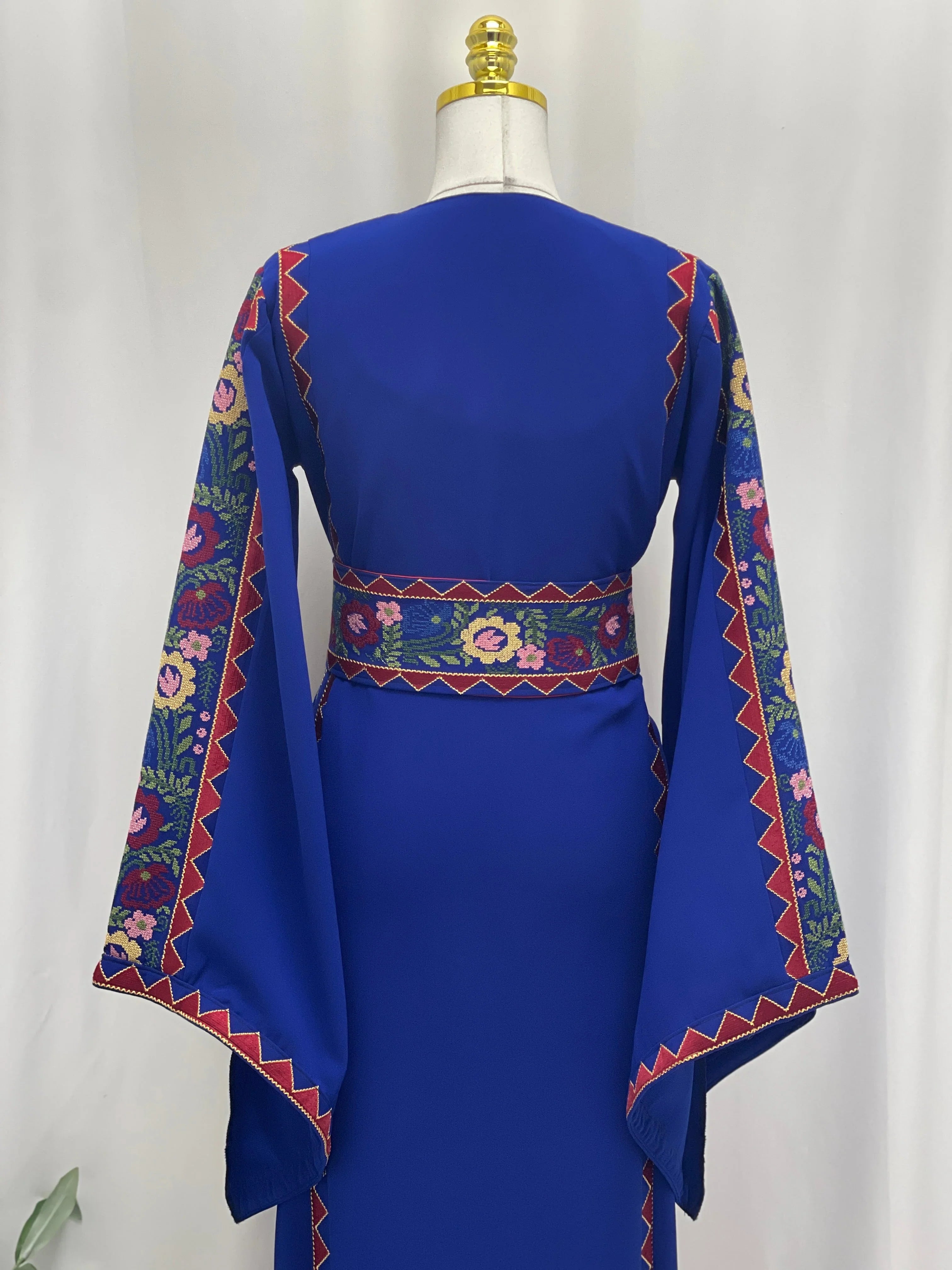 Riyahin Embroidered Thobe Palestinian Elegance