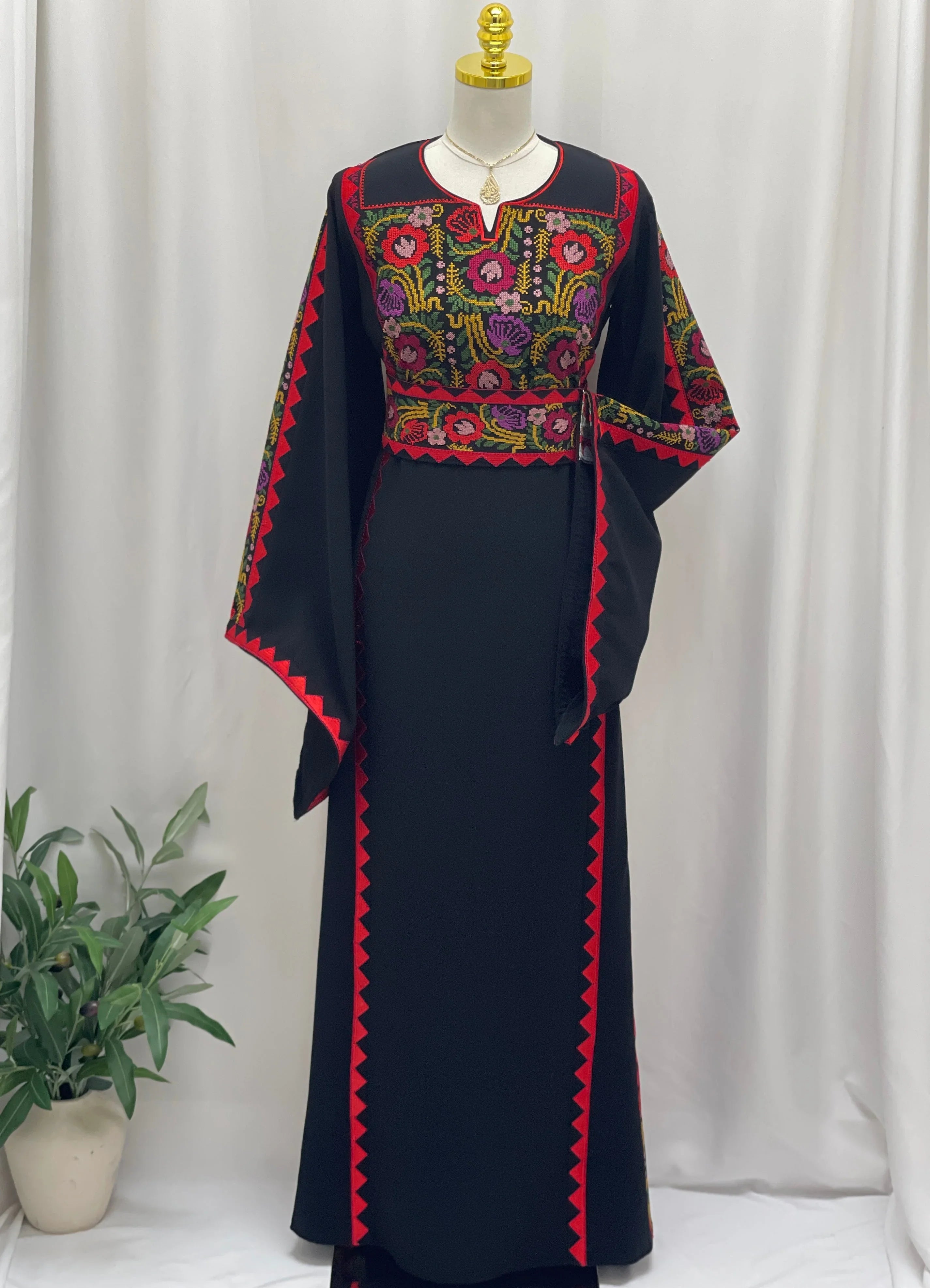 Riyahin Embroidered Thobe Palestinian Elegance