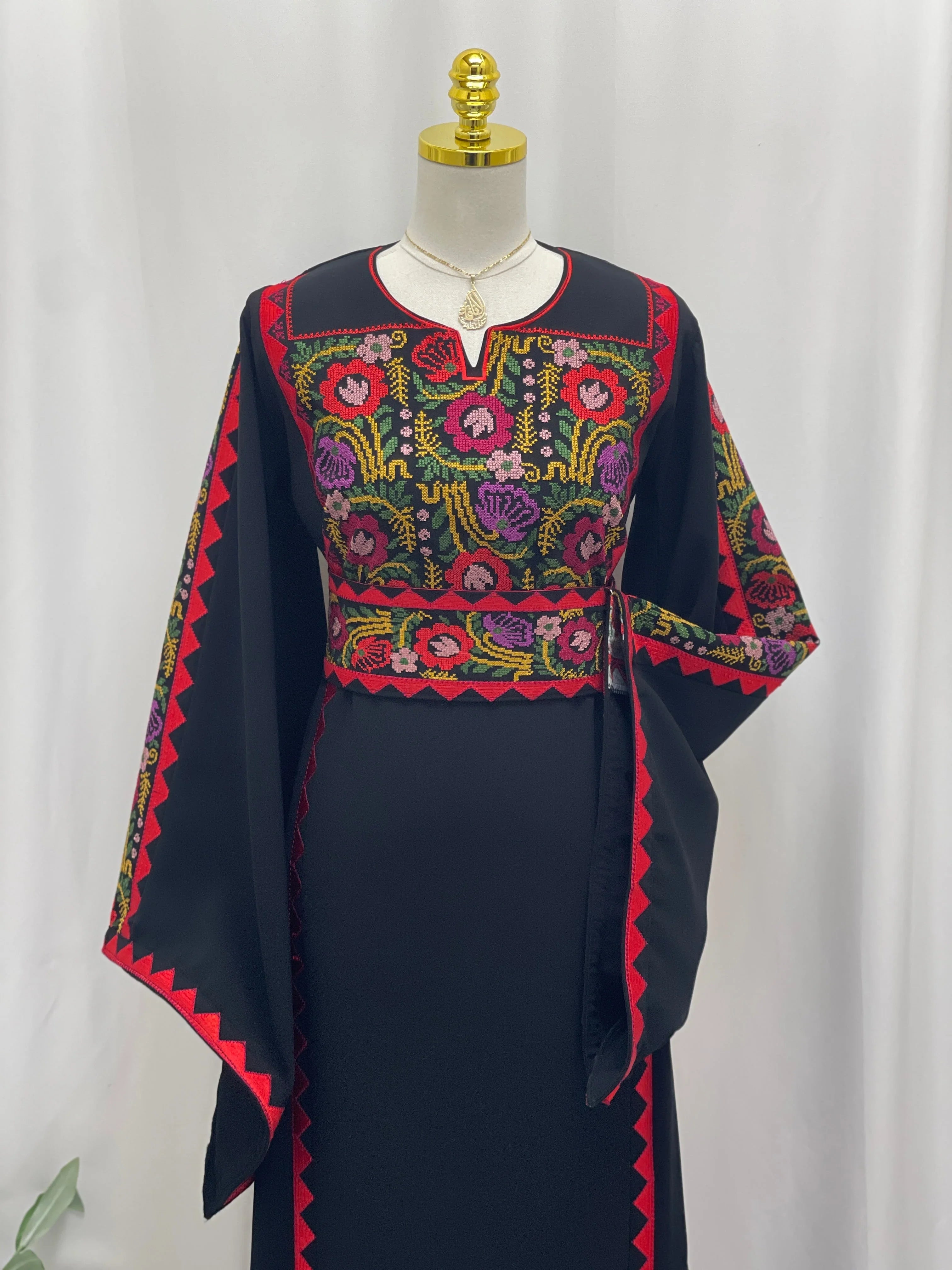 Riyahin Embroidered Thobe Palestinian Elegance