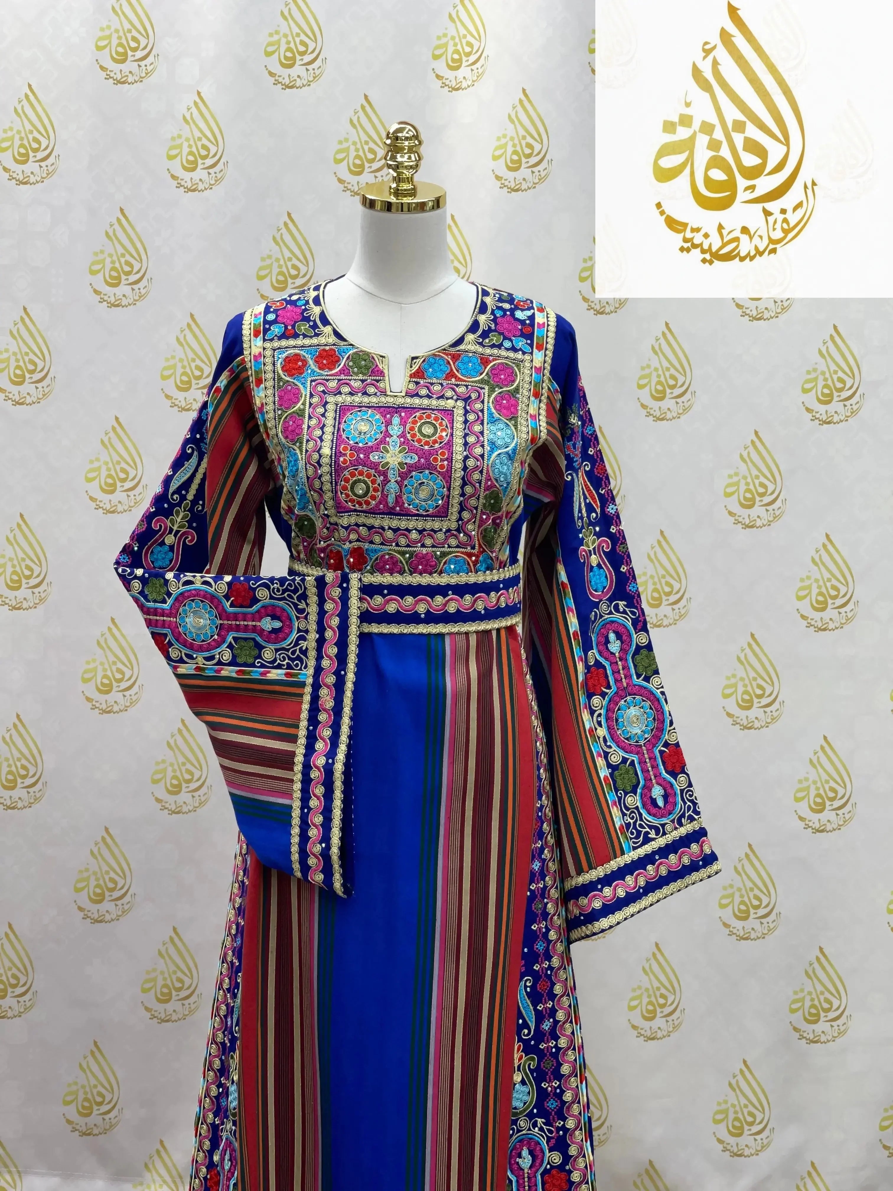 Royal Blue Majdalwi Embroidered Thoub - Elegant Middle Eastern Attire Palestinian Elegance