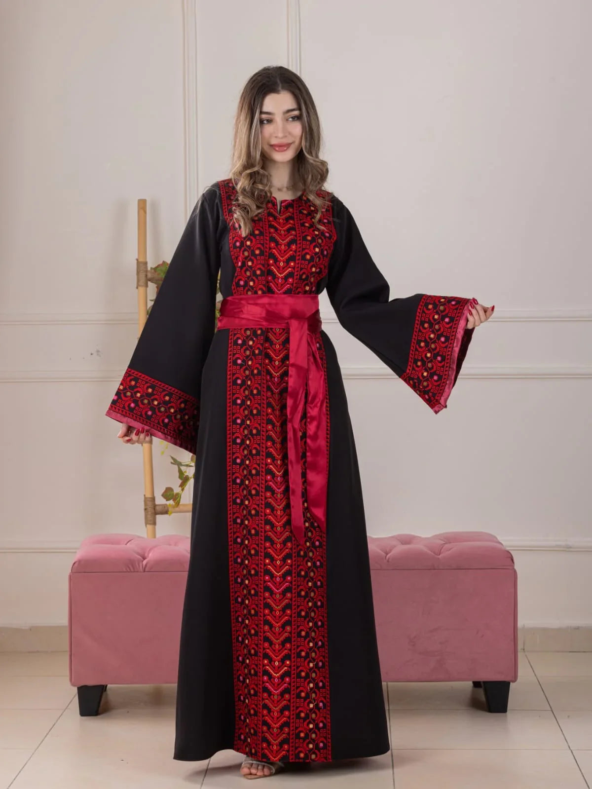 Samah Embroiderd Thobe With Belt Palestinian Traditional Design - Palestinian Elegance