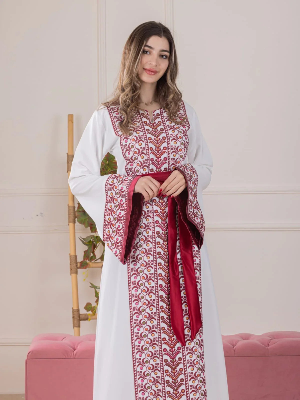 Samah Embroiderd Thobe With Belt Palestinian Traditional Design - Palestinian Elegance