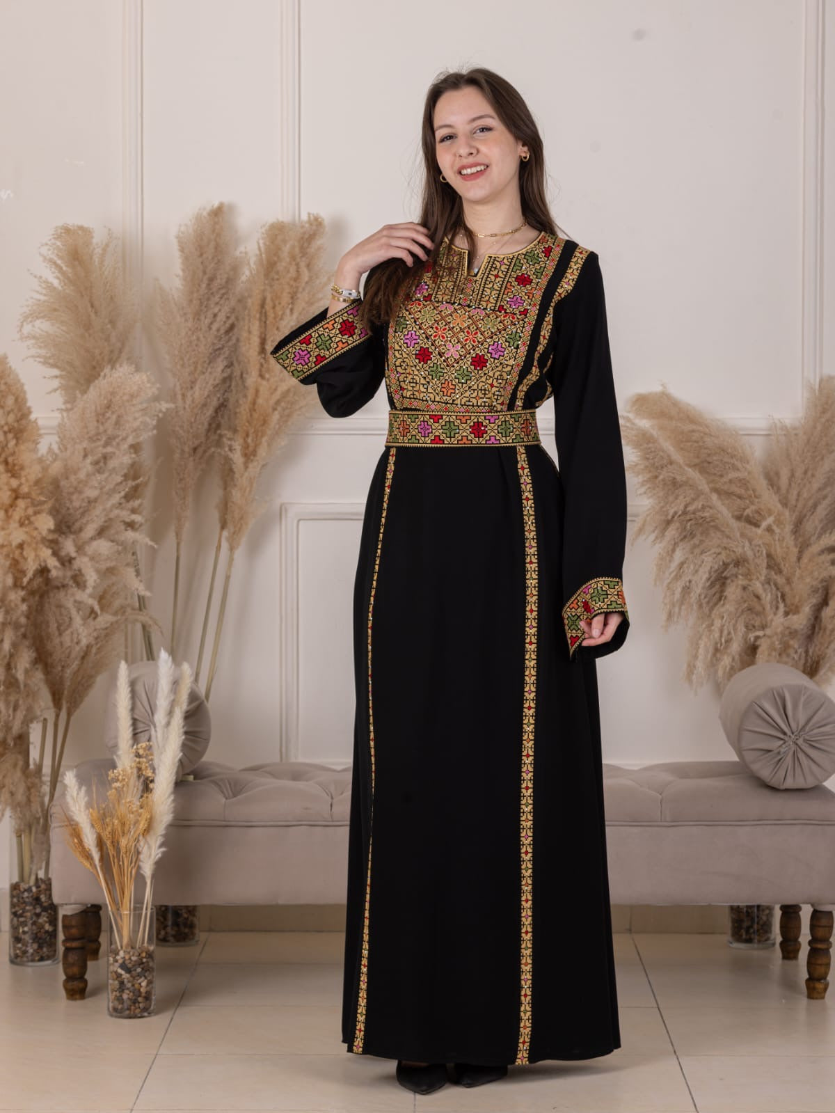 Simple 4 Vin Embroidered Thoub – Timeless Elegance & Modern Tradition - Palestinian Elegance