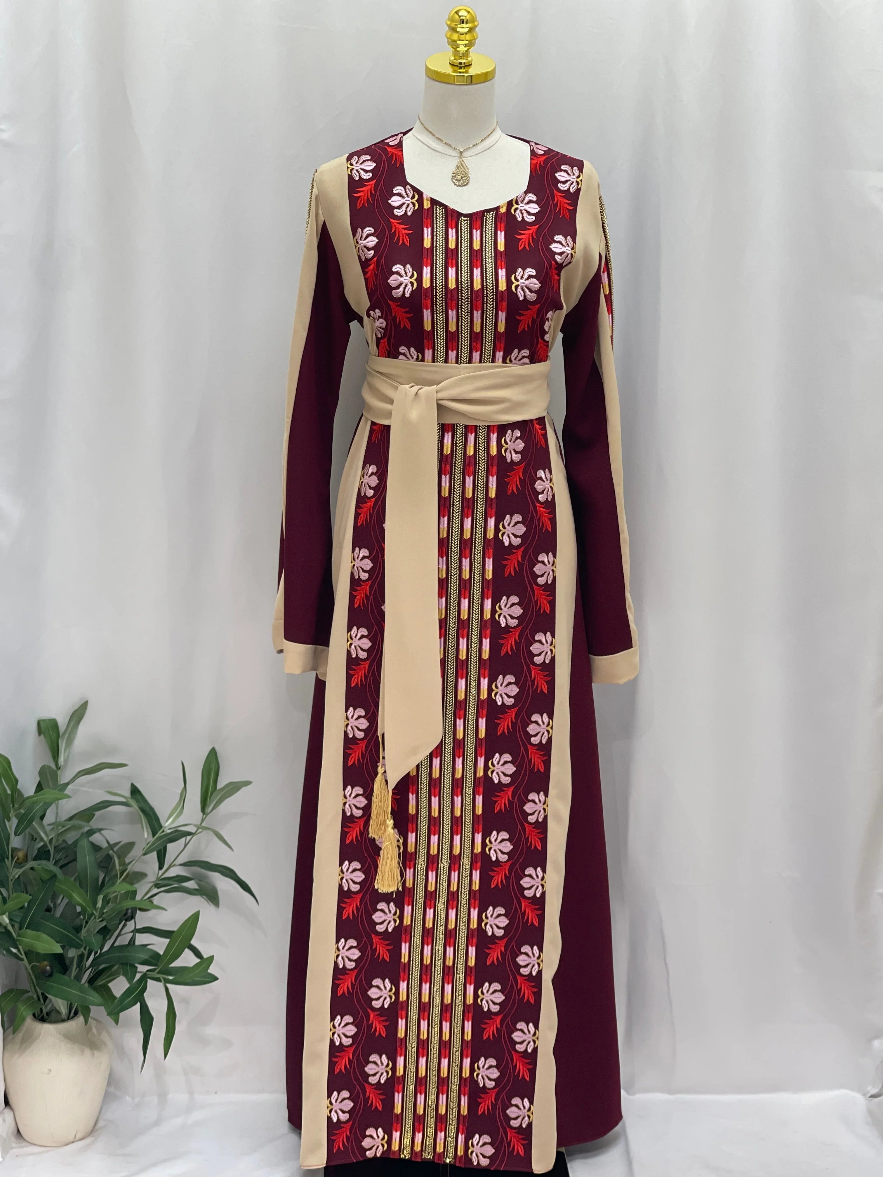 Thobe Areen With Manajel Beads Palestinian Elegance