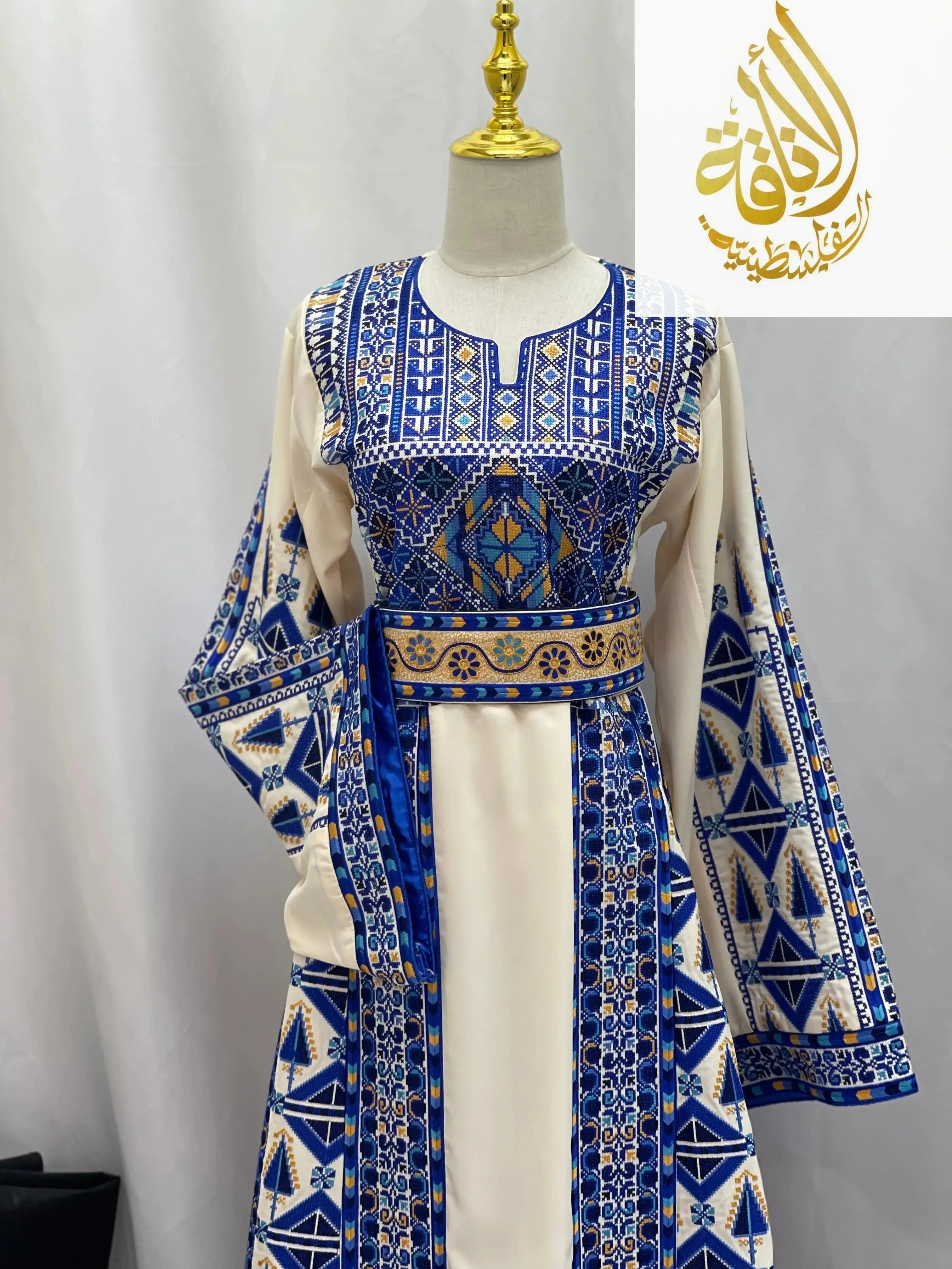 Thoub Alsafa Embroidered: Timeless Elegance & Intricate Craftsmanship Palestinian Elegance