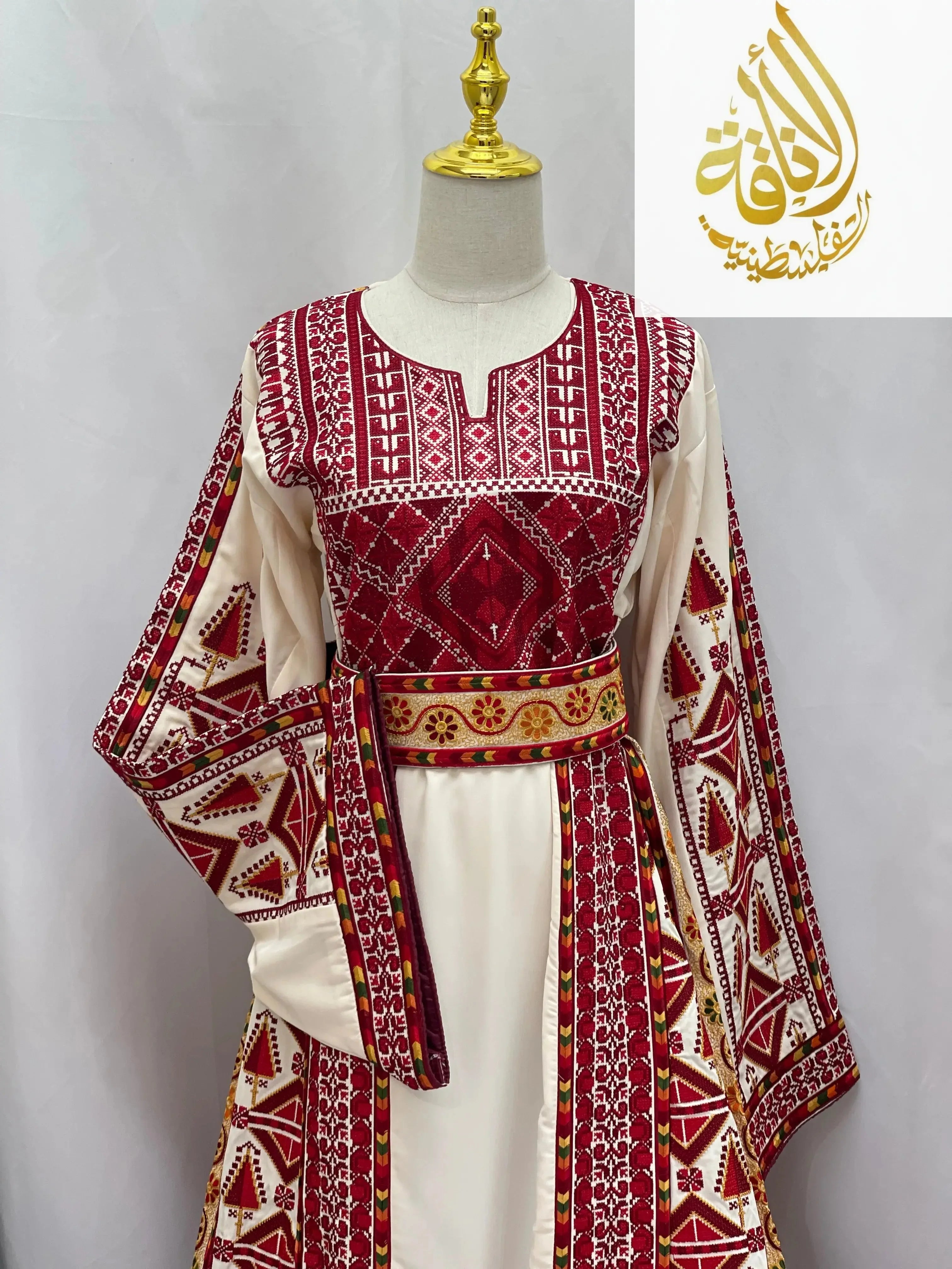 Thoub Alsafa Embroidered: Timeless Elegance & Intricate Craftsmanship Palestinian Elegance