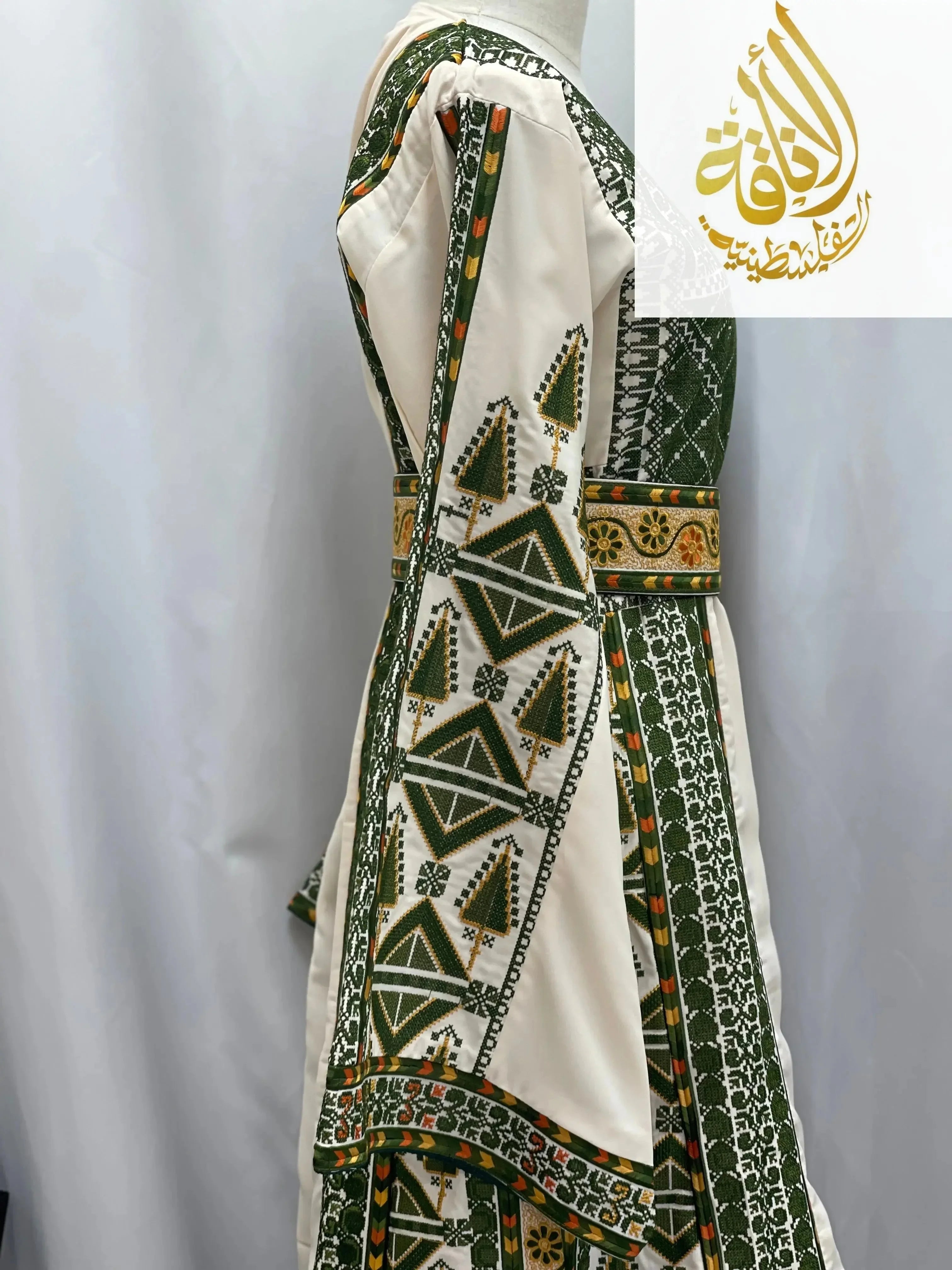 Thoub Alsafa Embroidered: Timeless Elegance & Intricate Craftsmanship Palestinian Elegance