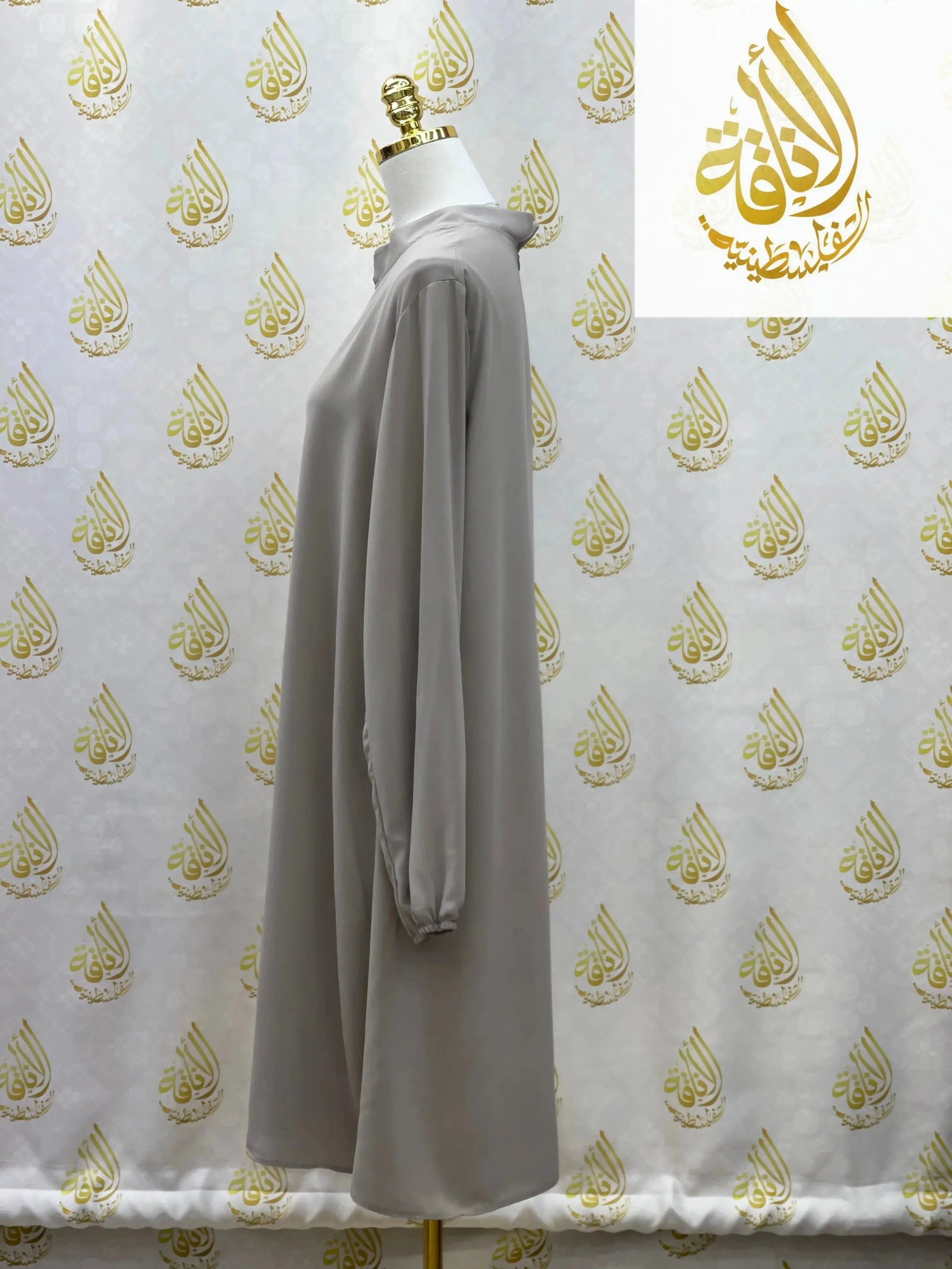 Timeless Elegance: The Long Versatile Tunic Palestinian Elegance