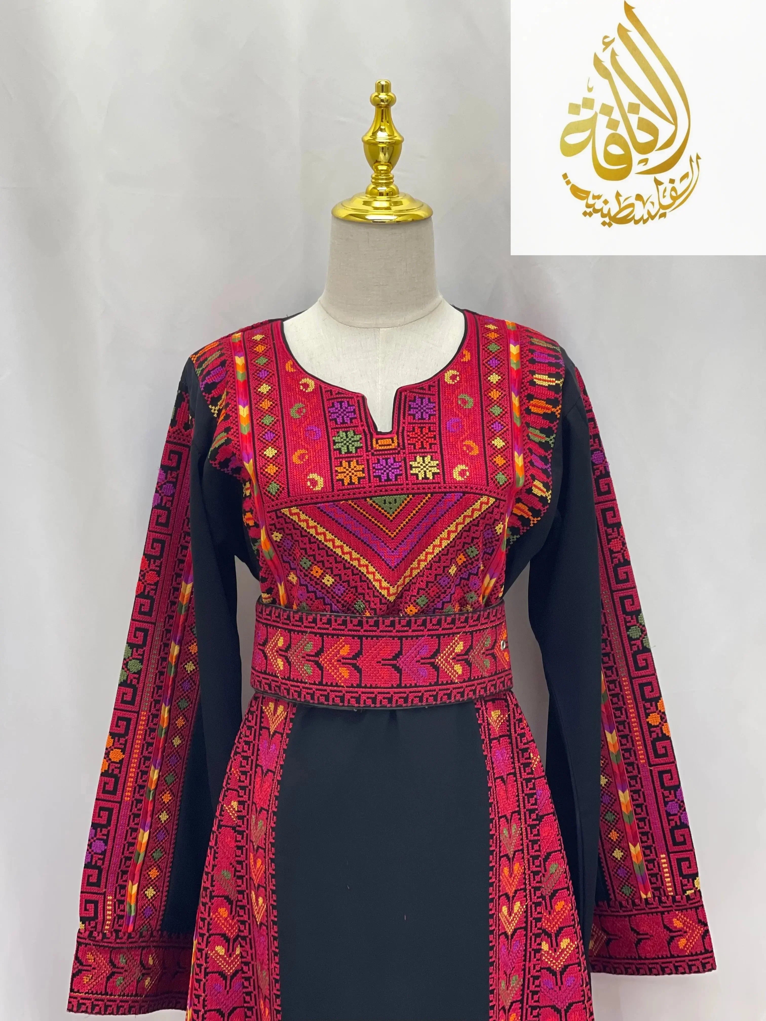 Unique Traditional Embroidered Thoub: Timeless Elegance & Artistry Palestinian Elegance