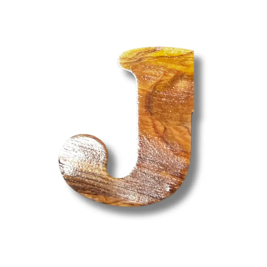 Wooden Lettered Arabic Love Words Keychain – Handmade Cultural Charm Palestinian Elegance