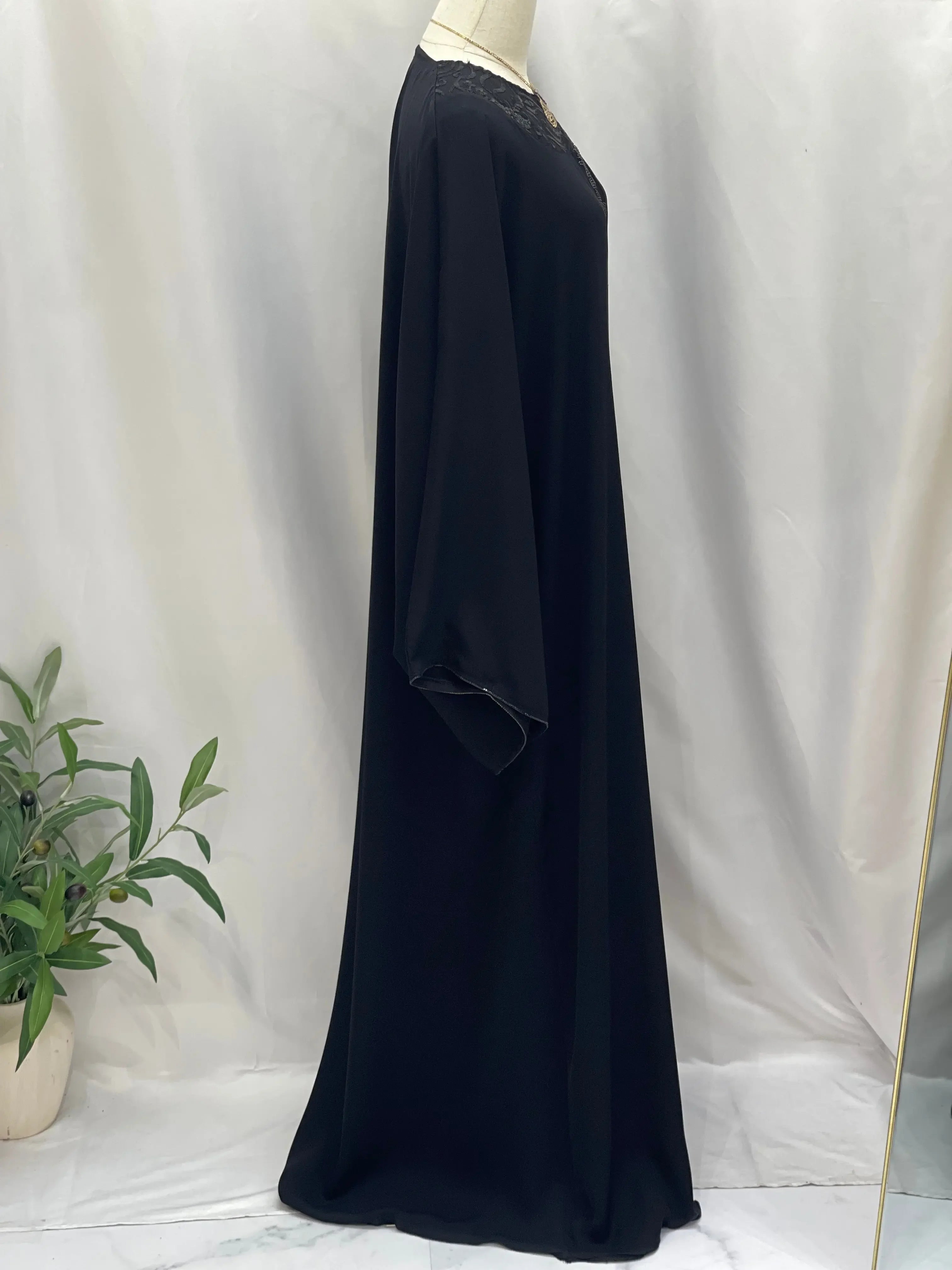Palestinian Elegance Elegant Free Size Abaya with Embroidery Palestinian Elegance