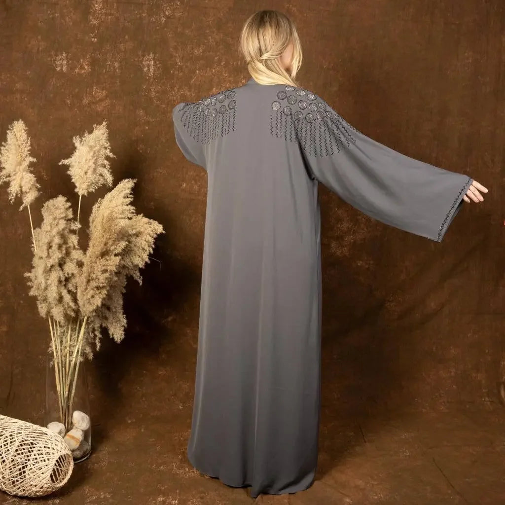 Two-Piece Abaya with Intricate Beading: Elegance and Versatility for Every Occasion - Palestinian Elegance