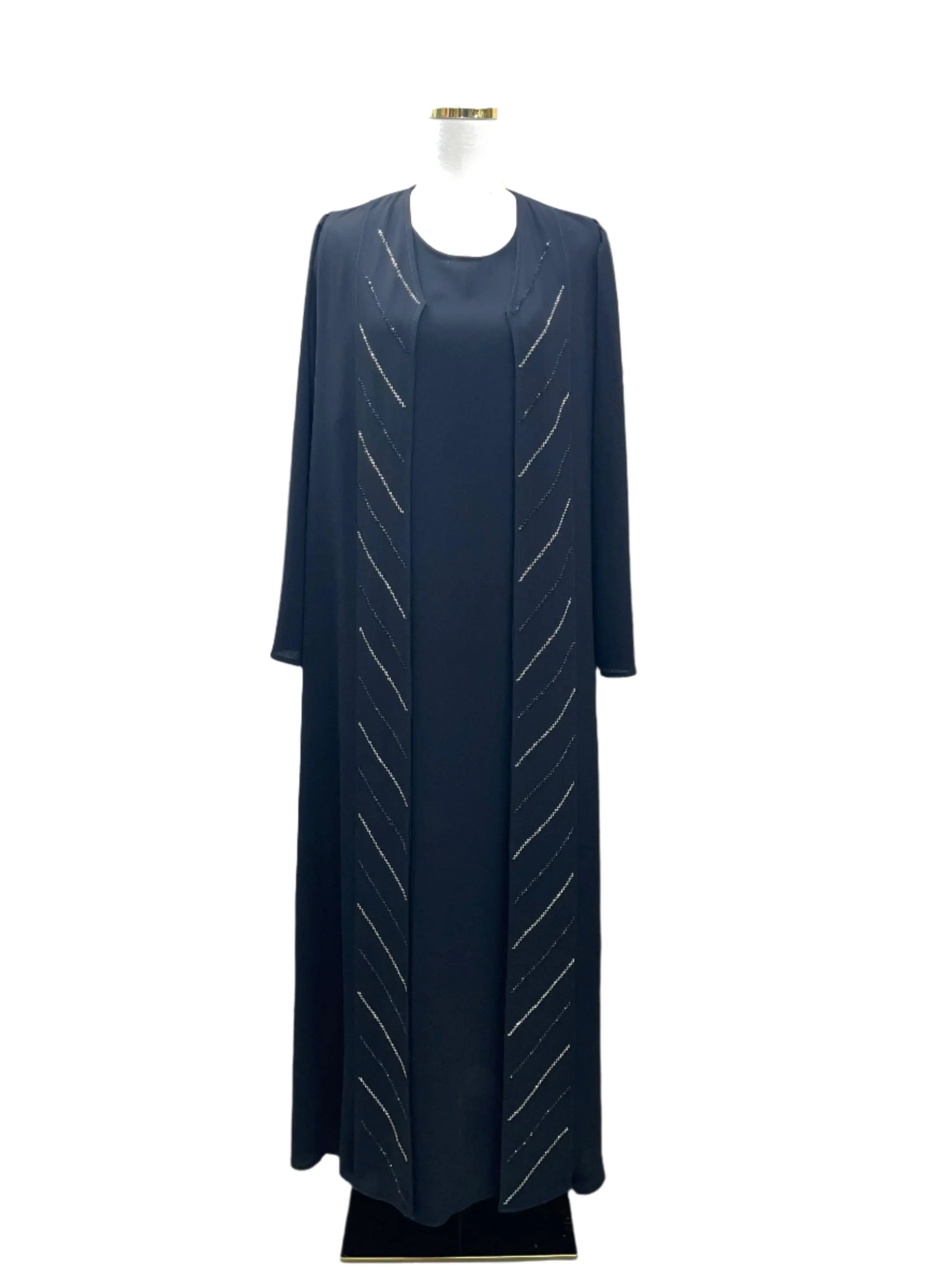 Palestinian Elegance Black Abaya with Strass featuring long sleeves and diagonal strass detailing