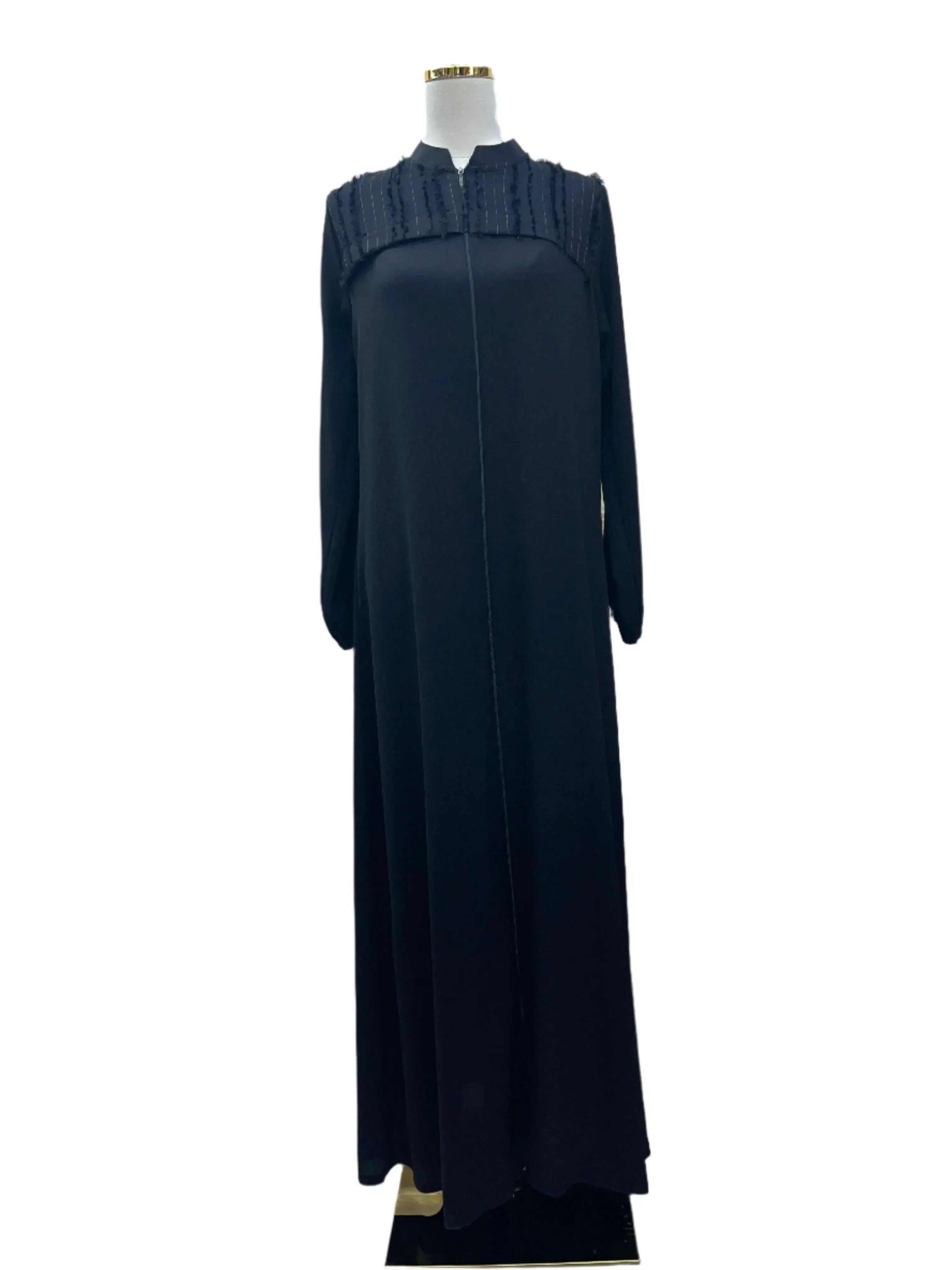 Black casual abaya for women by Palestinian Elegance featuring long sleeves and pleated shoulder details