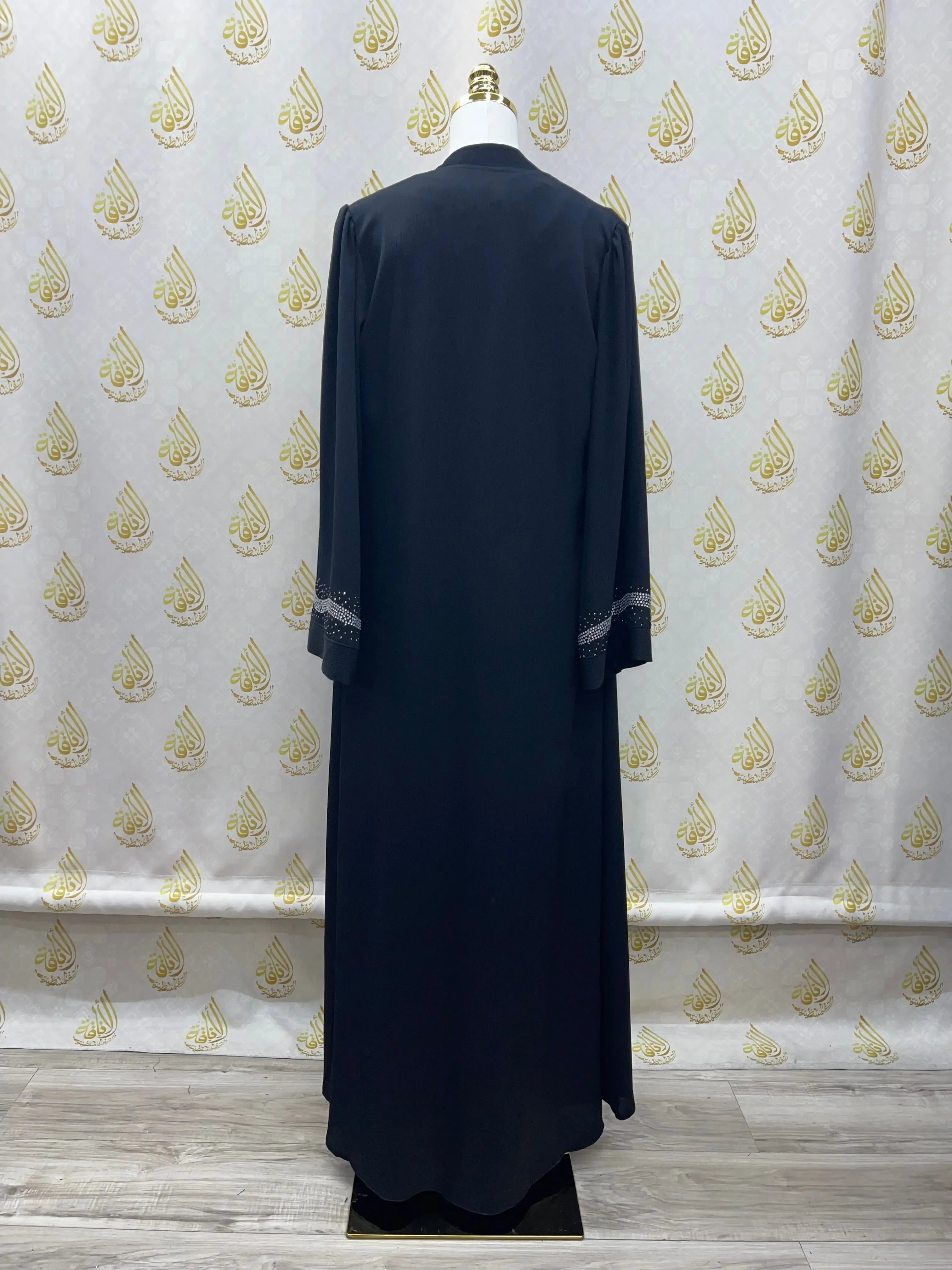Palestinian Elegance elegant abaya with strass black long sleeve full length back view
