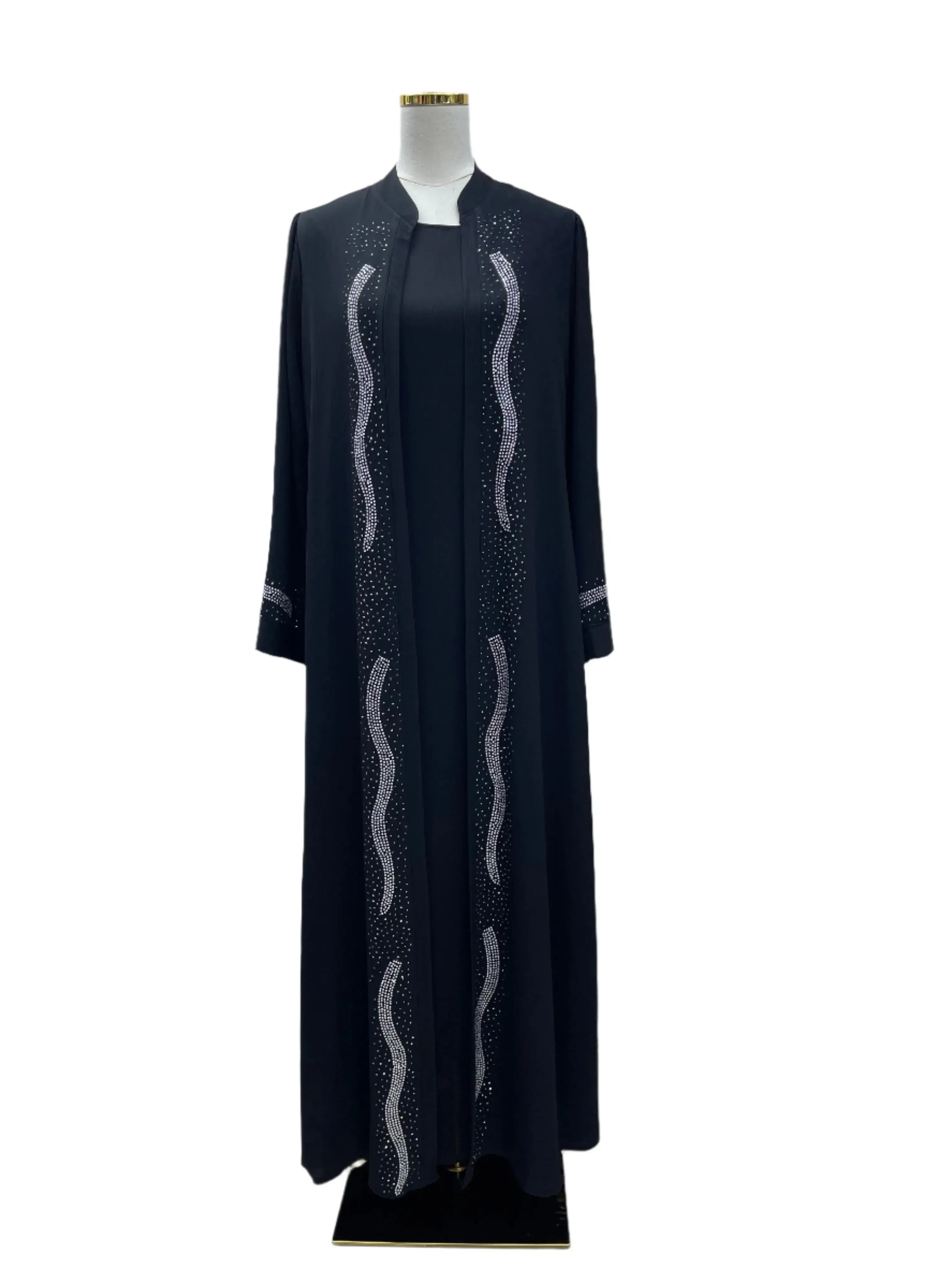 Elegant abaya with strass from Palestinian Elegance featuring black fabric and decorative sparkling patterns