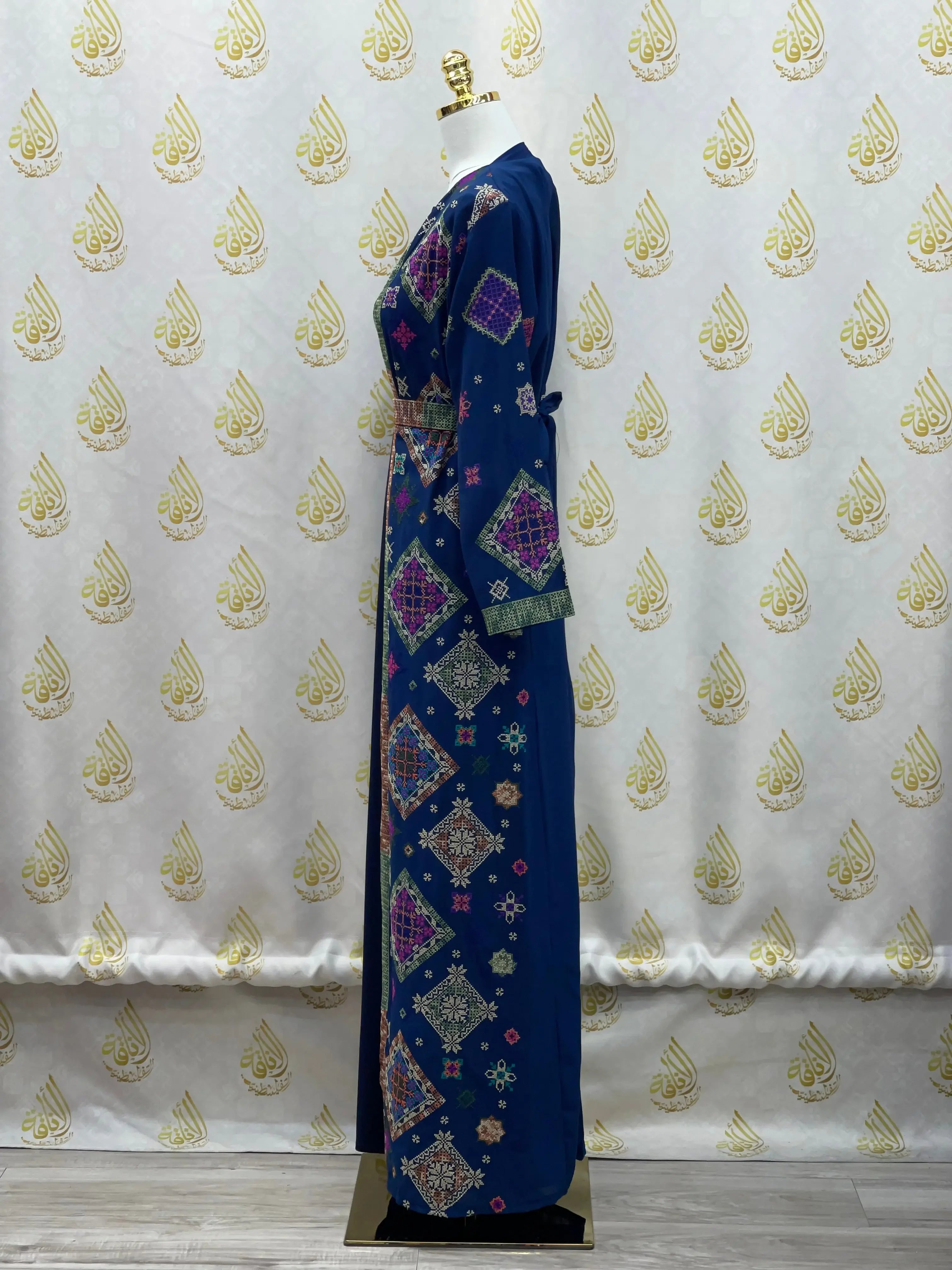 Embroidery Abaya: Traditional Style Meets Modern Elegance - Palestinian Elegance