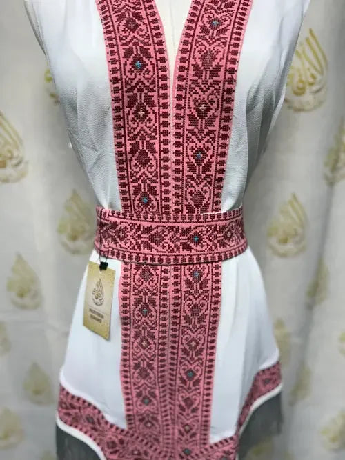 Lightweight Luxury: Elegant Chiffon Vest Palestinian Elegance