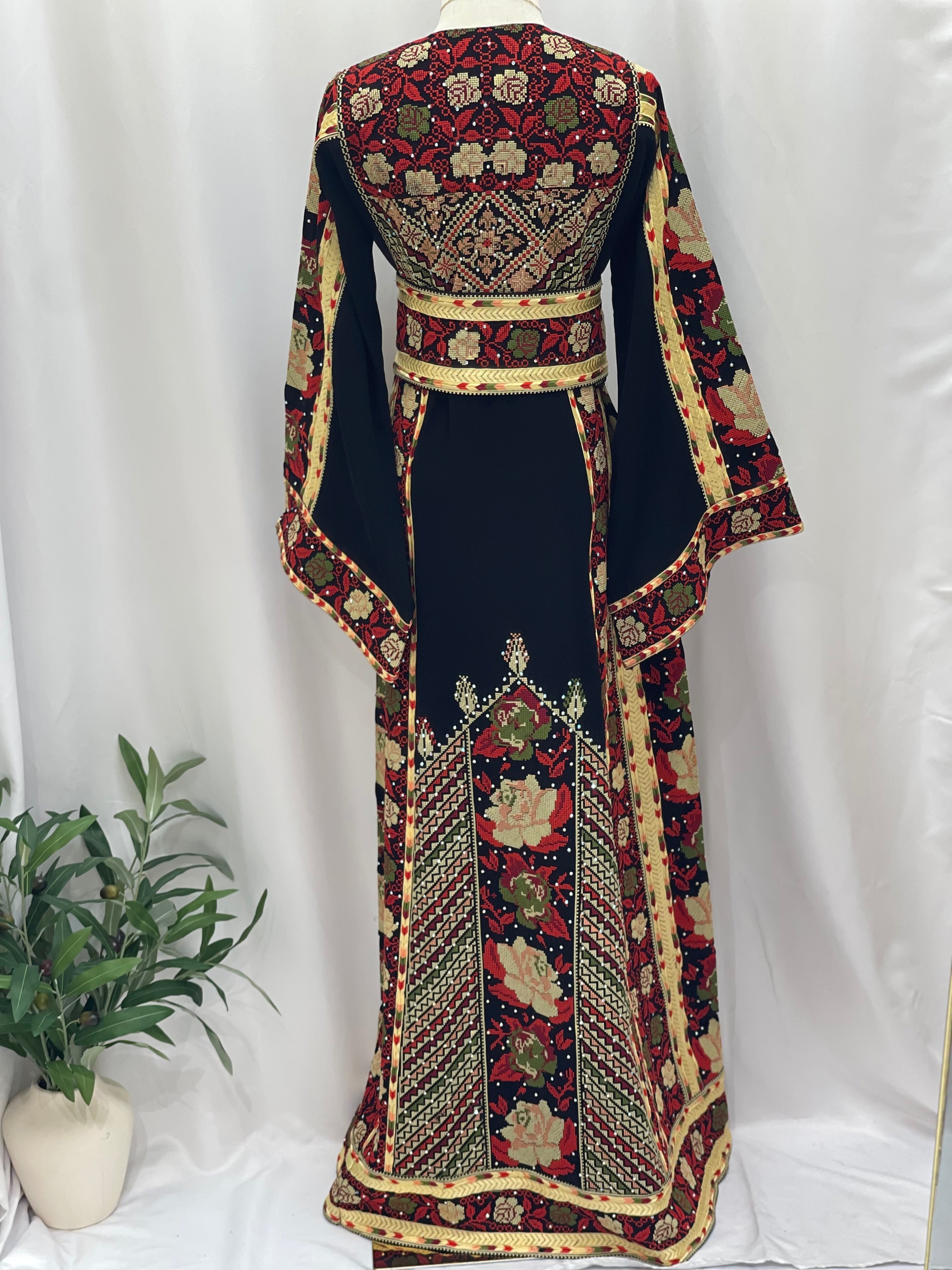 Embroidered Flowers Thoub: A Bloom of Elegance Palestinian Elegance