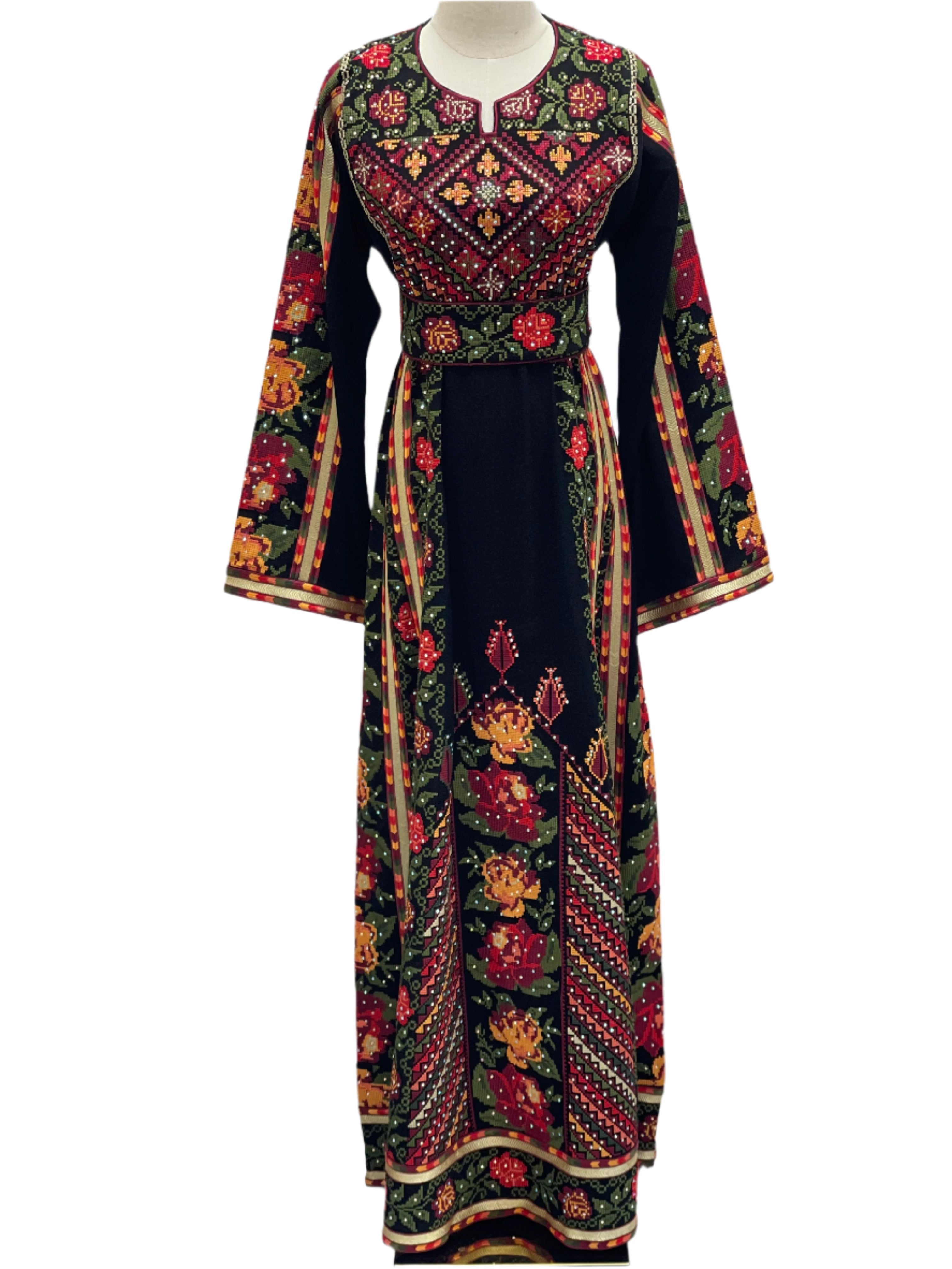 Roses Embroidered Thoub Black Palestinian Elegance