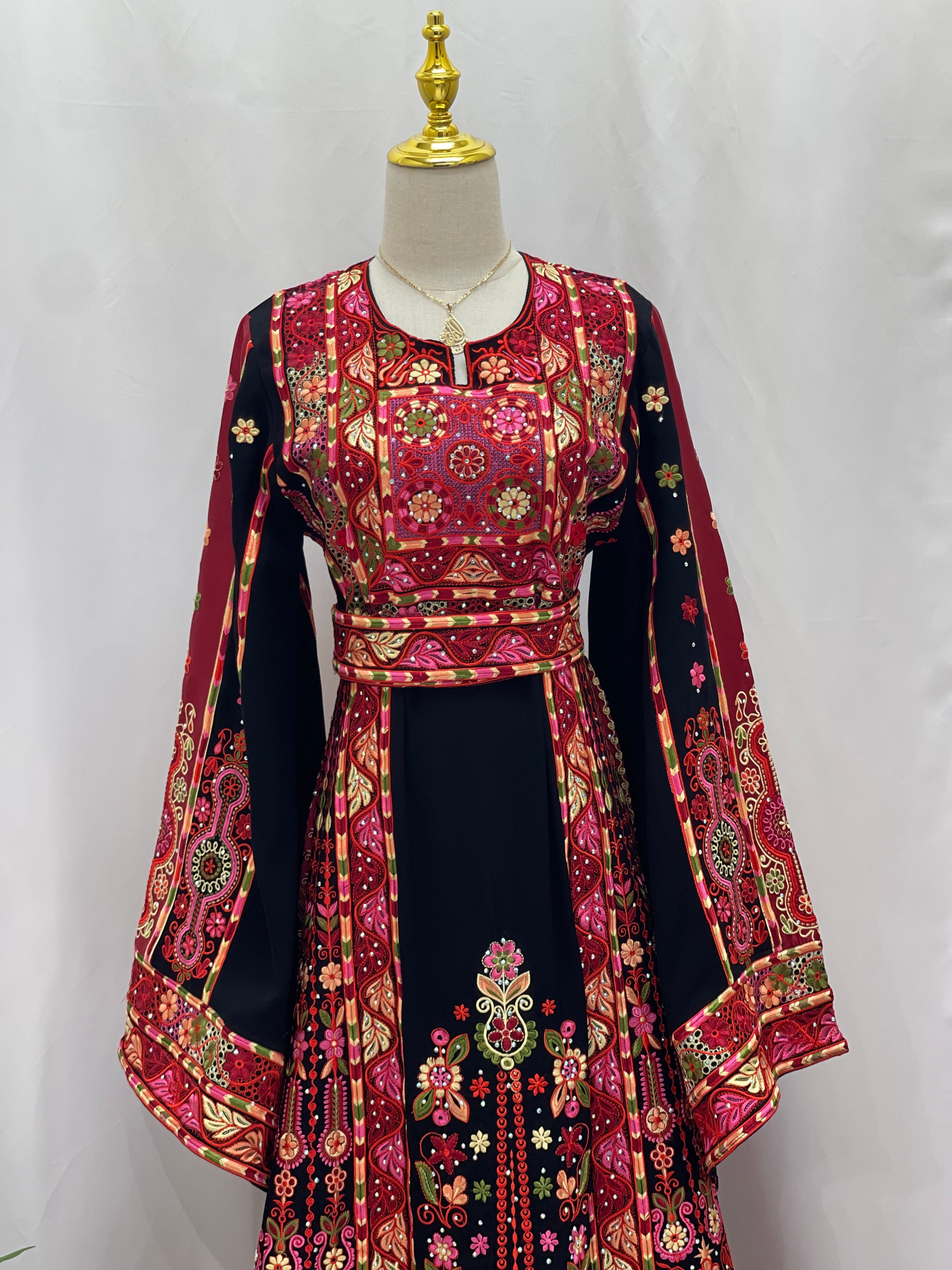 Full Embroidered Thoub Palestinian Elegance