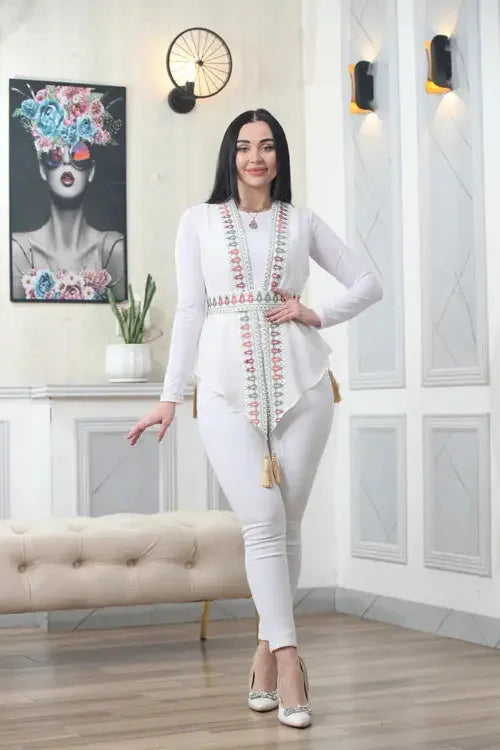 Artisanal Excellence: Vest with Detailed Embroidery Palestinian Elegance