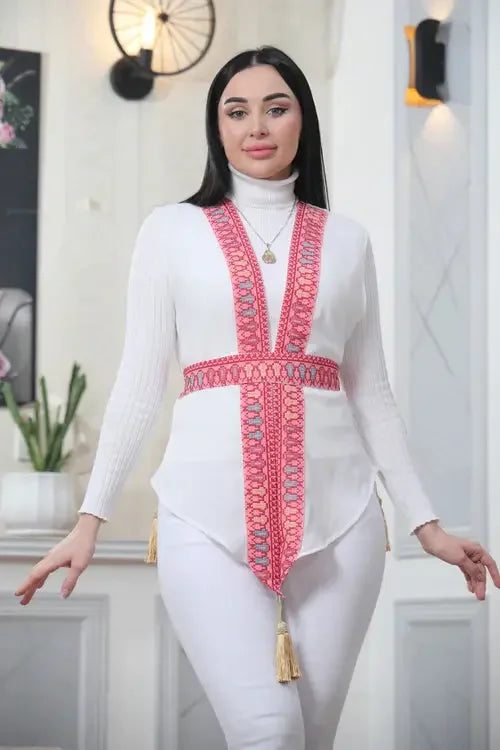 Artisanal Excellence: Vest with Detailed Embroidery Palestinian Elegance