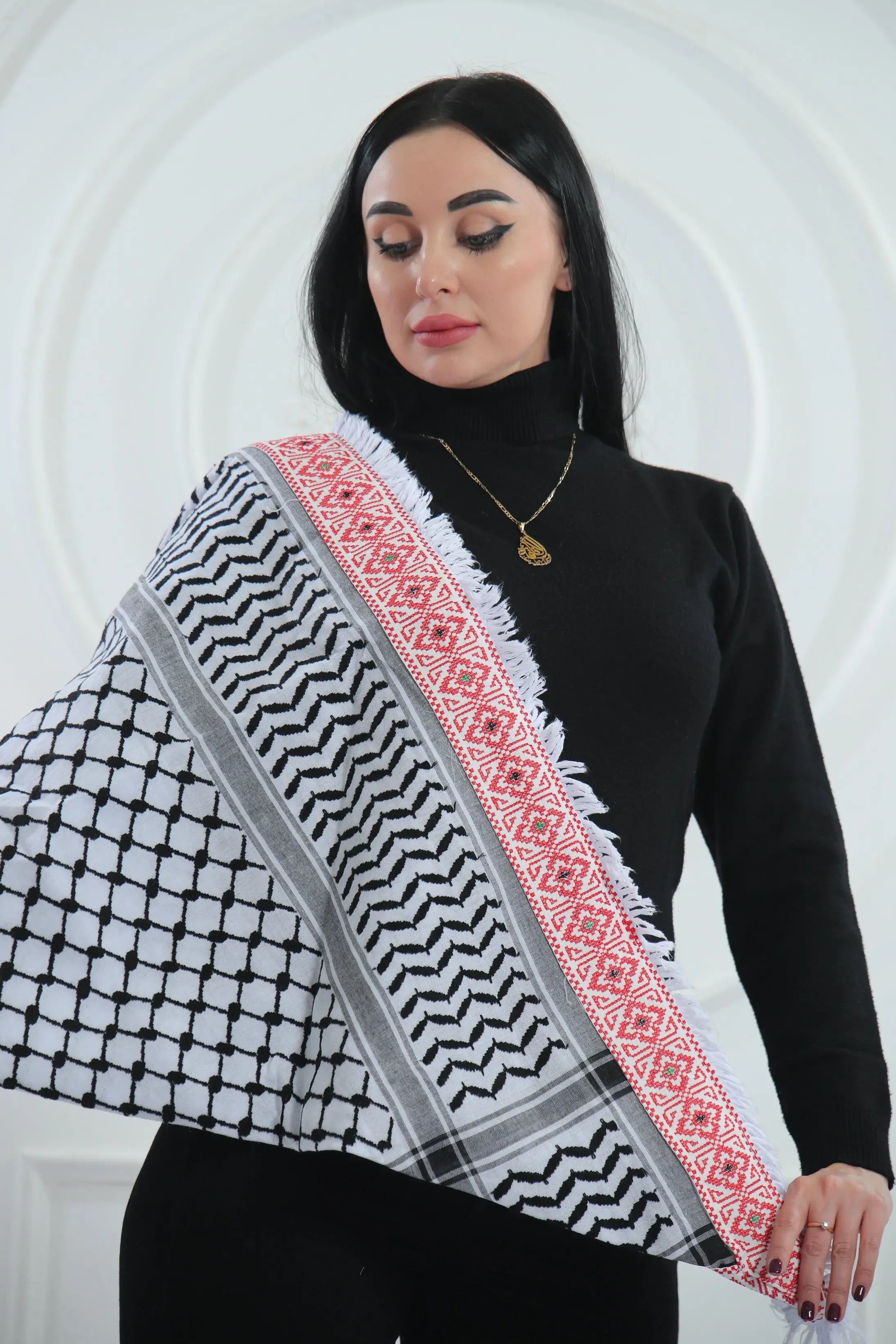 Celebrate Your Roots: Heritage Embroidered Kuffia Palestinian Elegance