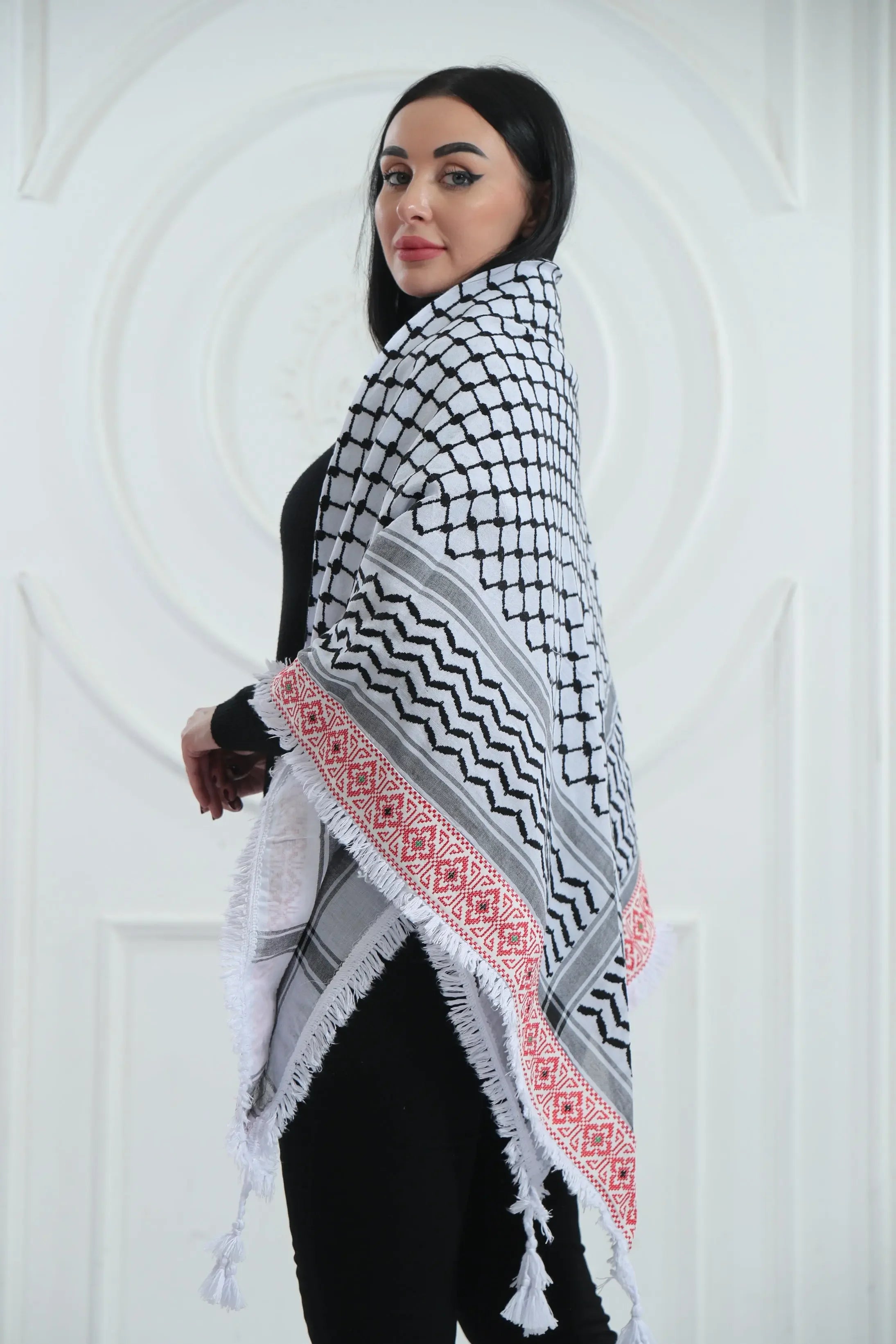 Celebrate Your Roots: Heritage Embroidered Kuffia Palestinian Elegance