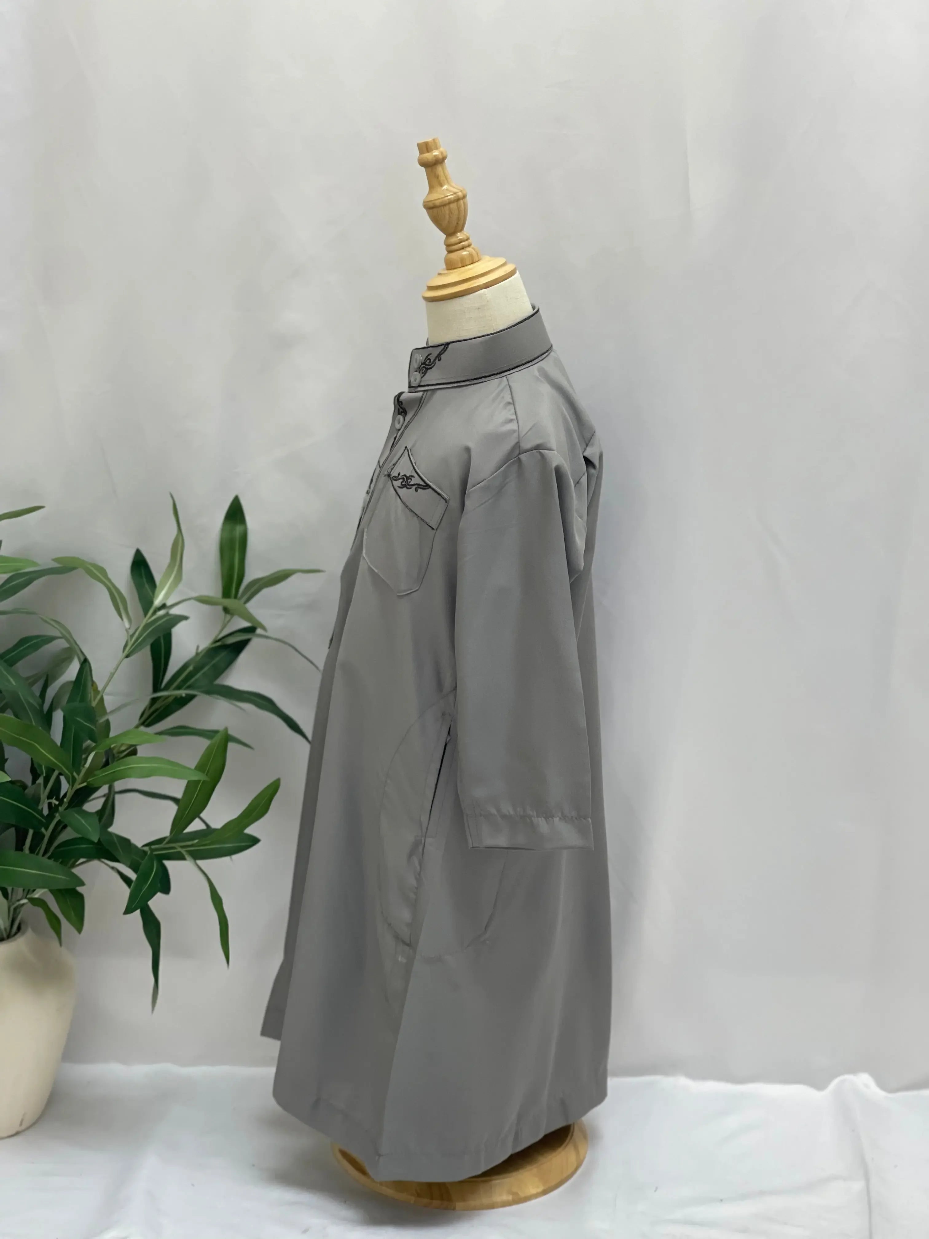 Kids' High-Quality Thobe - Durable Stitching, Multi Sizes & Variants Palestinian Elegance