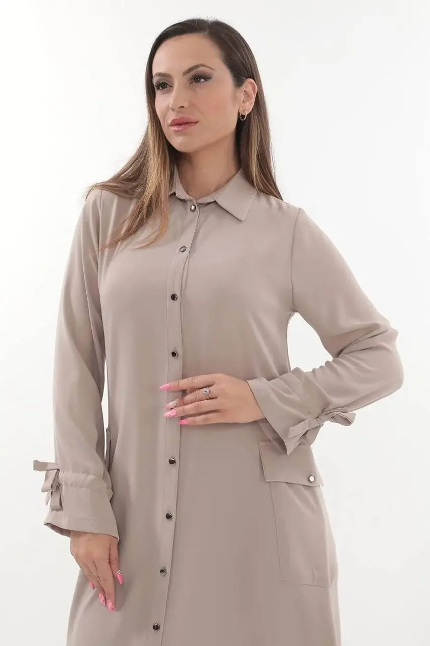 Palestinian Elegance long relaxed tunic for women in beige with button front and cuff ties