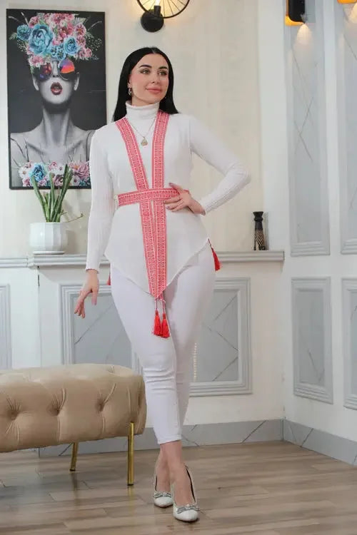 Chic Layering: Luxurious Chiffon Vest Palestinian Elegance