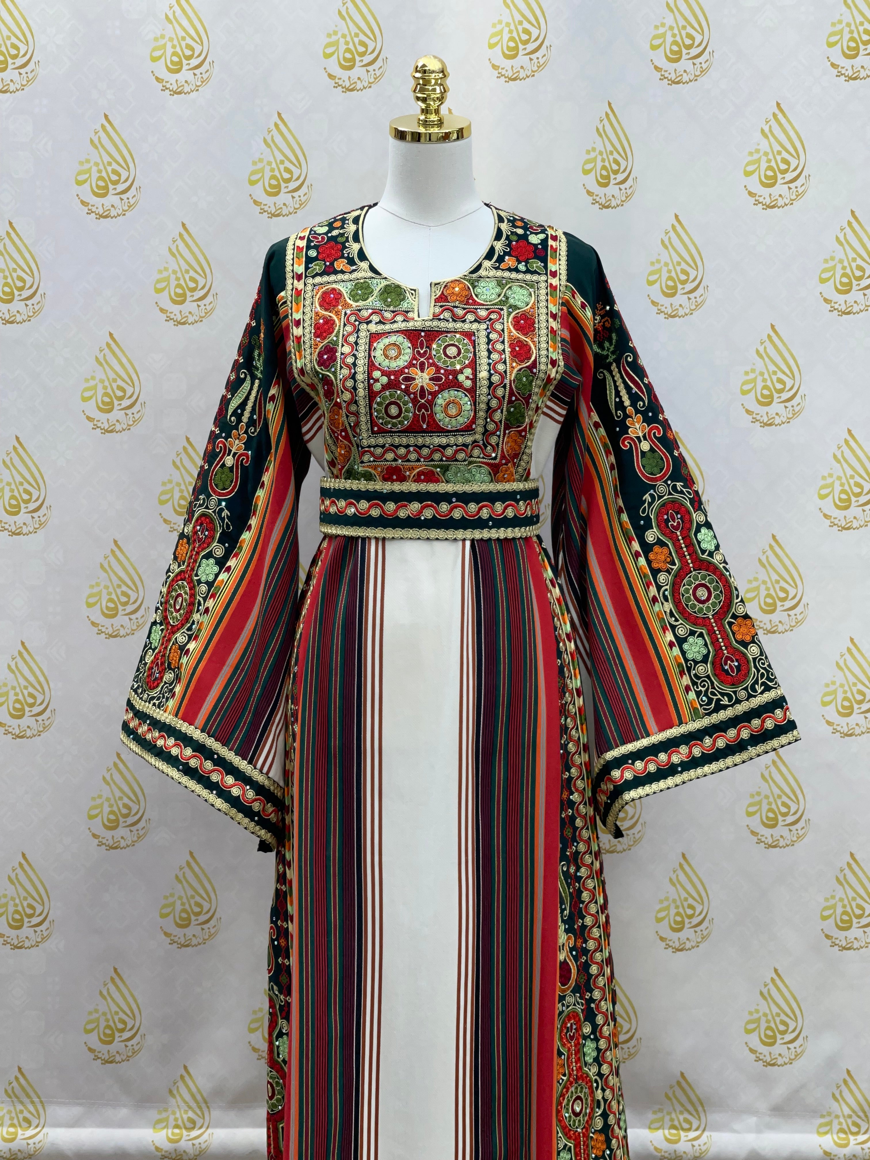 Exquisite Embroidered Majdalwi Thoub: A Celebration of Tradition Palestinian Elegance