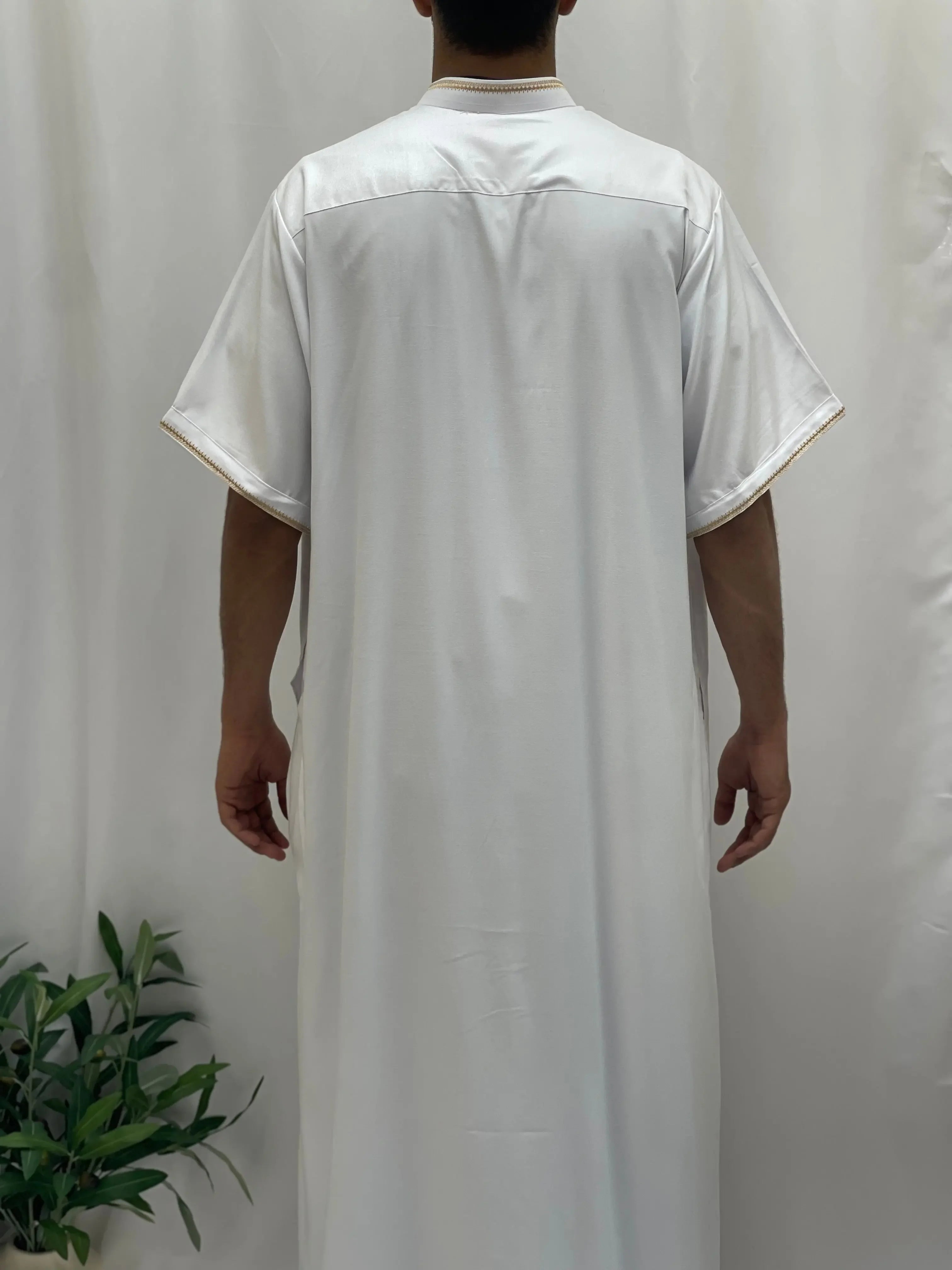 Timeless Elegance: Men's Durable Kaftan Thobe with Gold Details Palestinian Elegance
