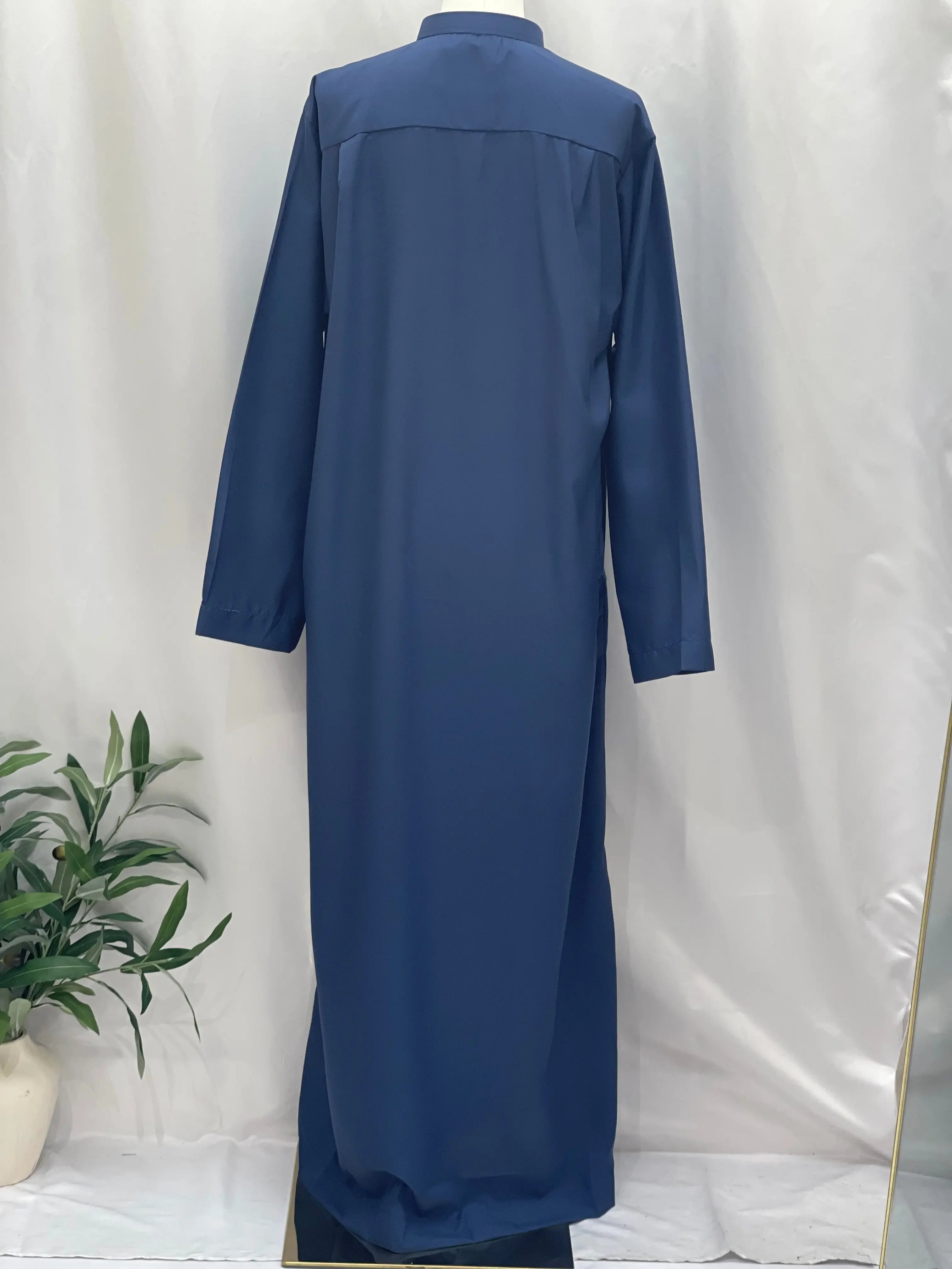 Basic High-Quality Men's Thobe - Timeless Comfort & Style Palestinian Elegance