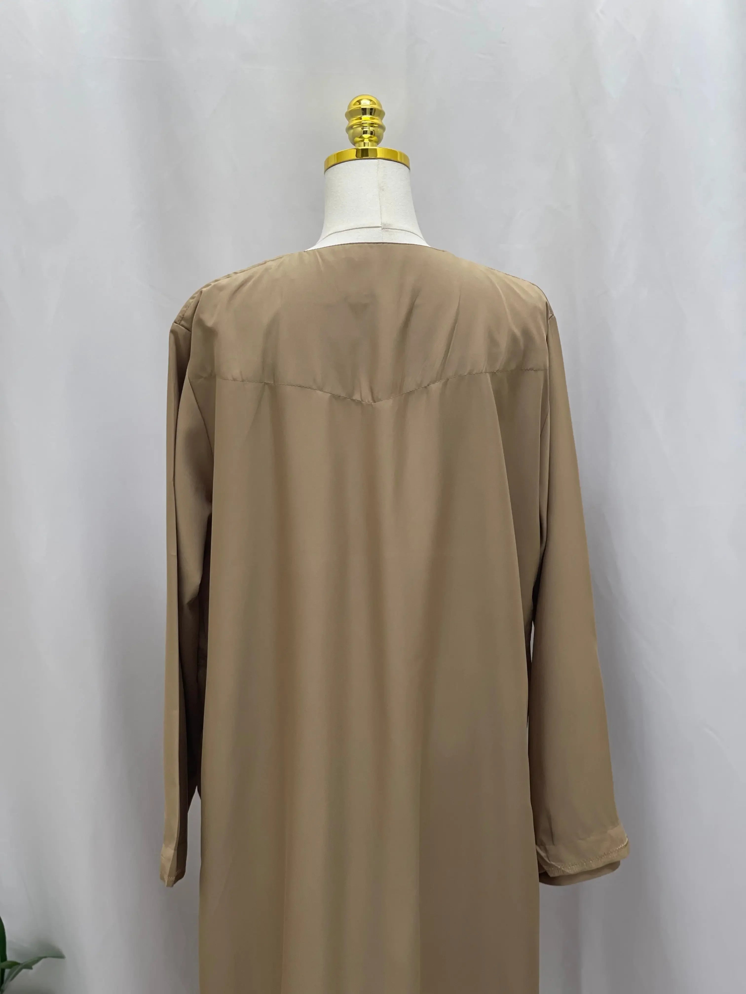 Men's High-Quality Thobe with Sharshoba Tassel -l Palestinian Elegance