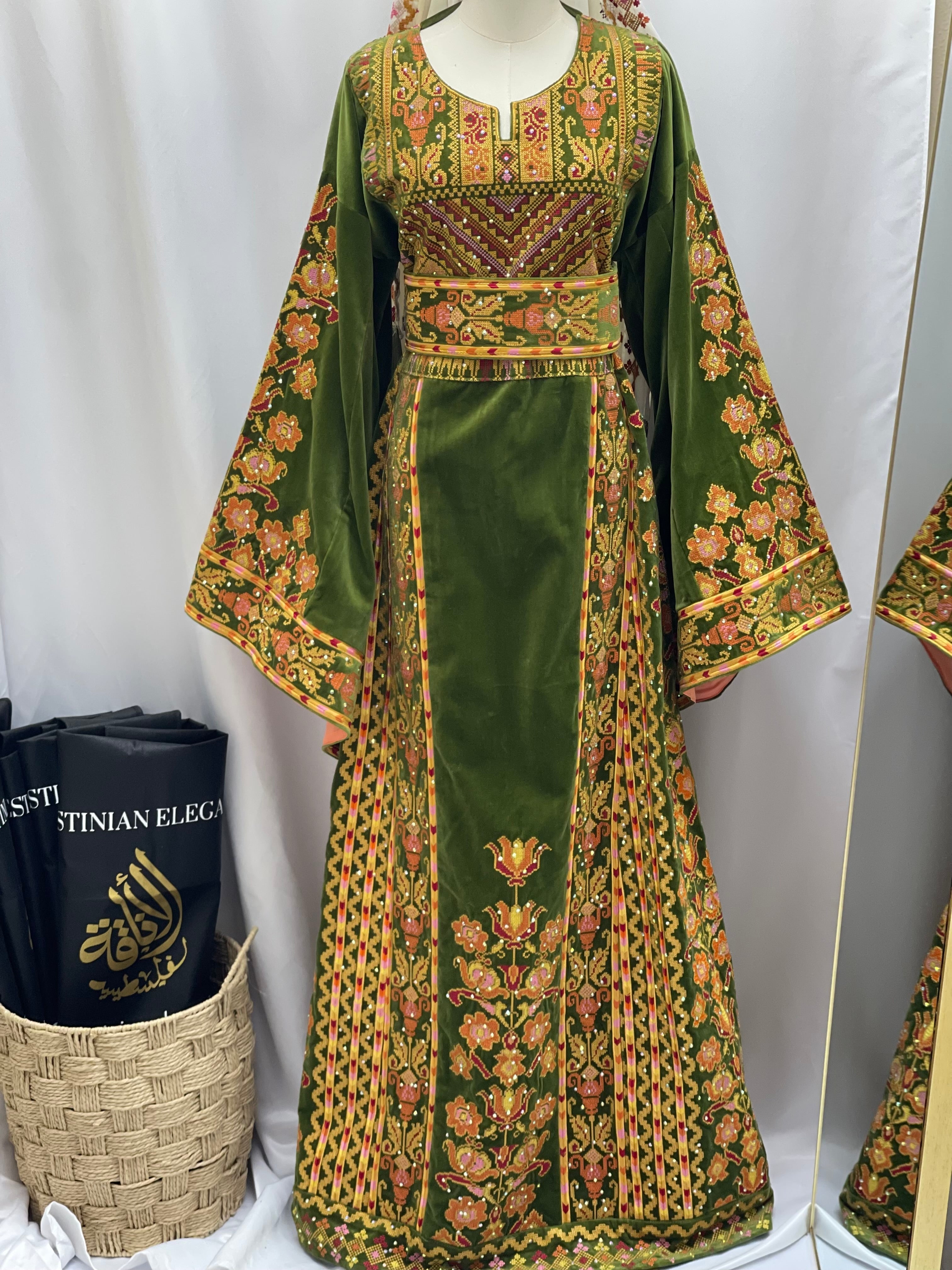New High Quality Embroidered Velvet Measurements With Overskirt Palestinian Elegance