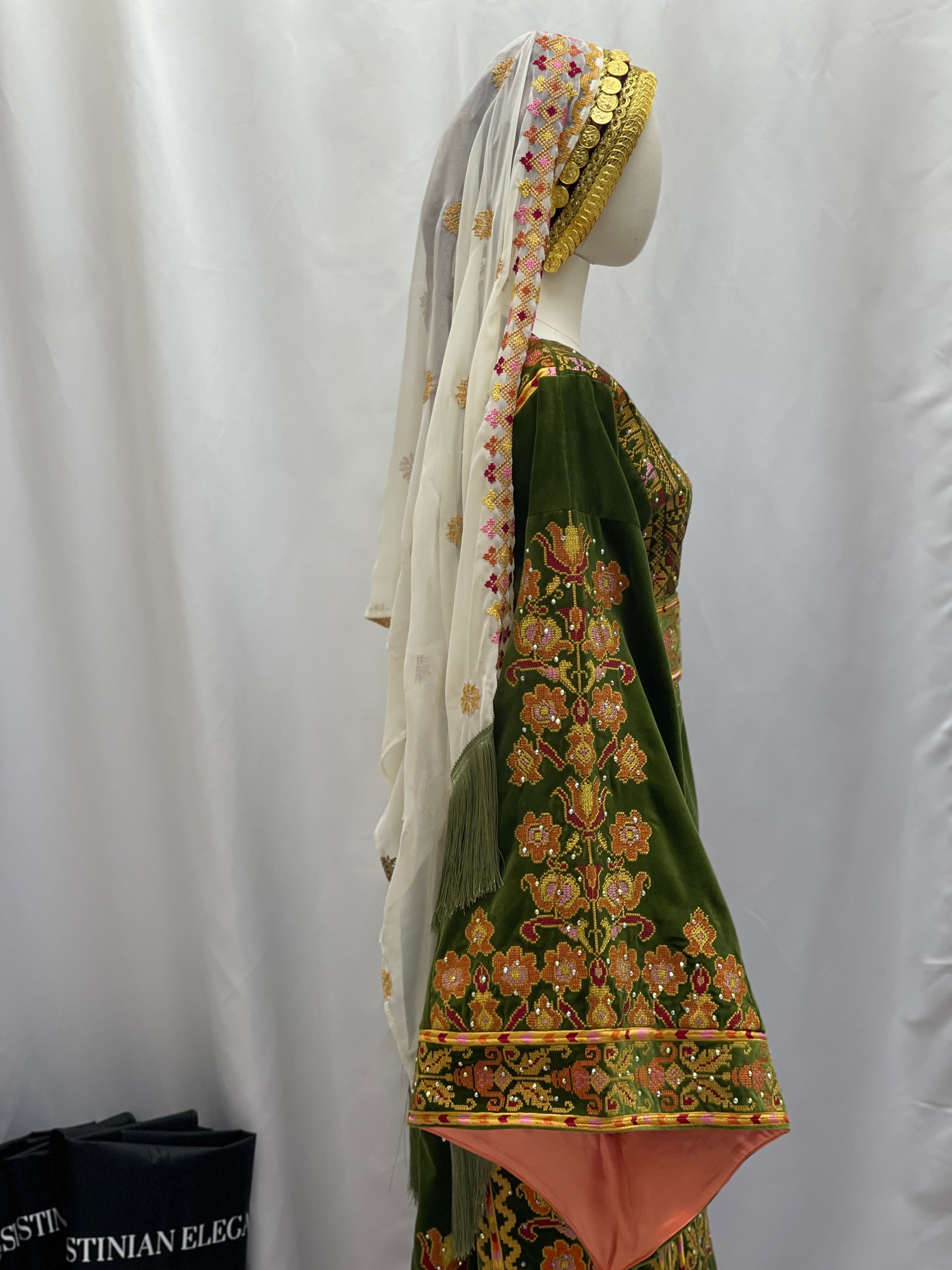 New High Quality Embroidered Velvet Measurements With Overskirt Palestinian Elegance