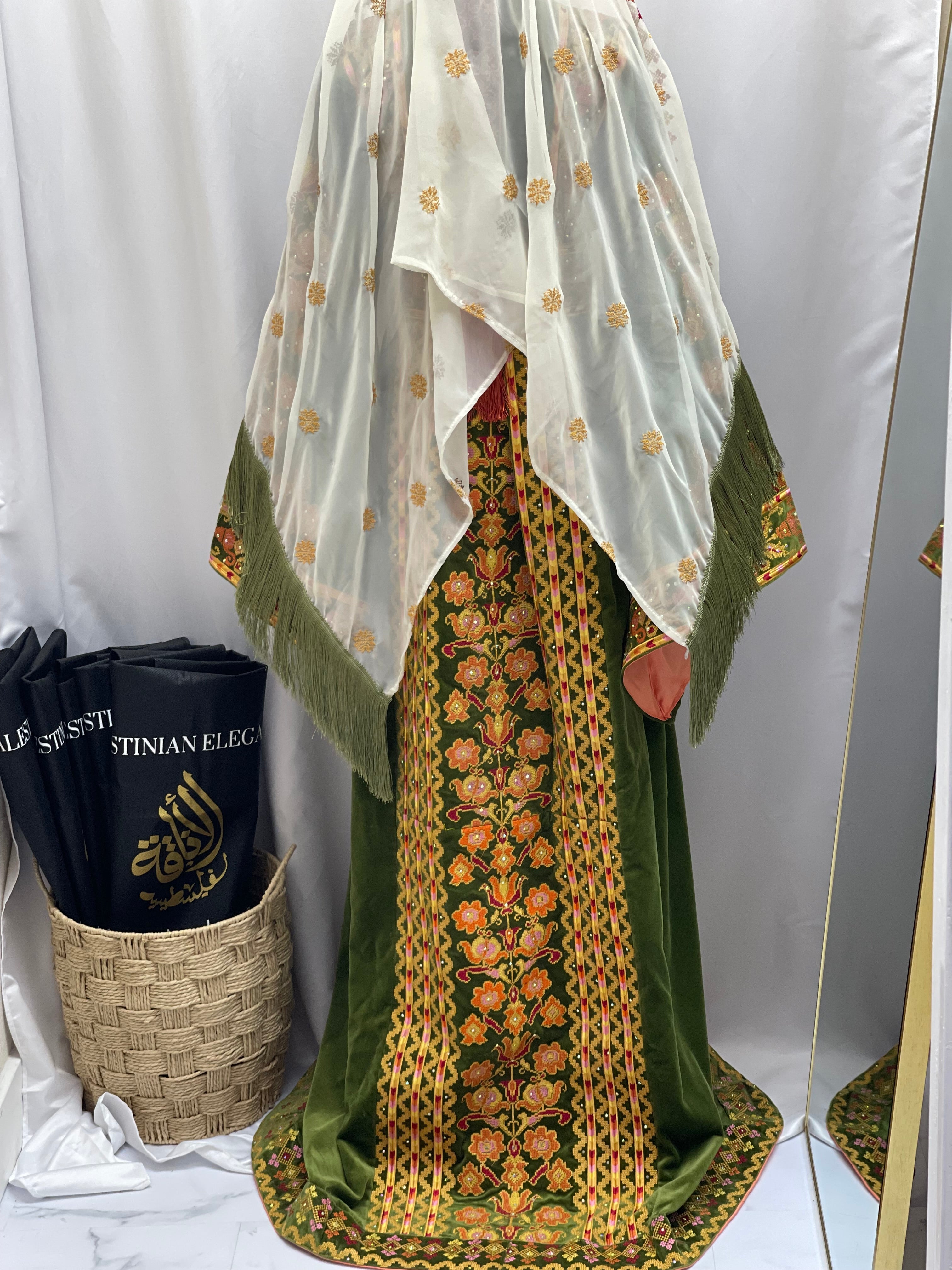 New High Quality Embroidered Velvet Measurements With Overskirt Palestinian Elegance