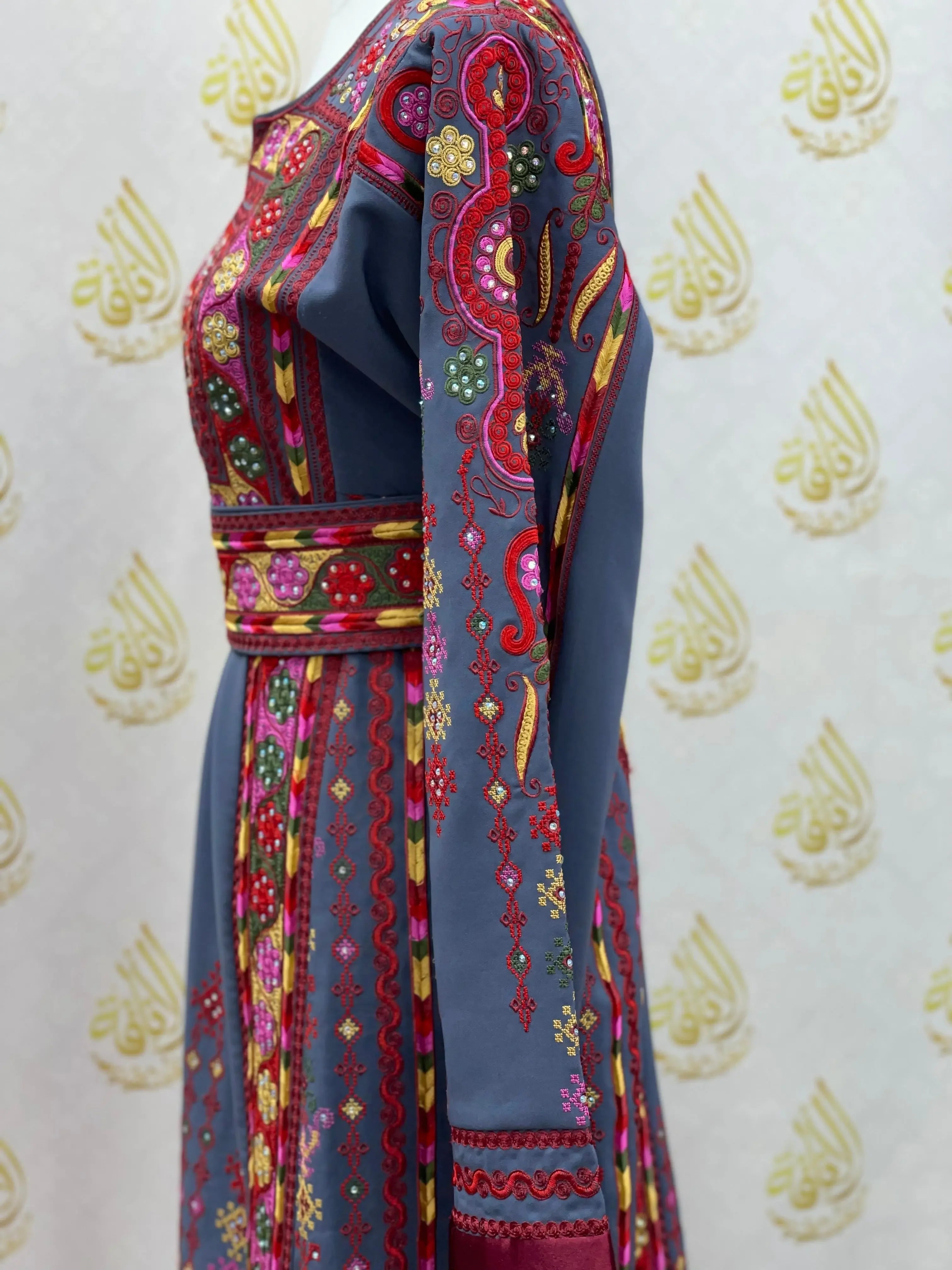 Thoub Al-bireh: Tradition Meets Modern Elegance - Palestinian Elegance