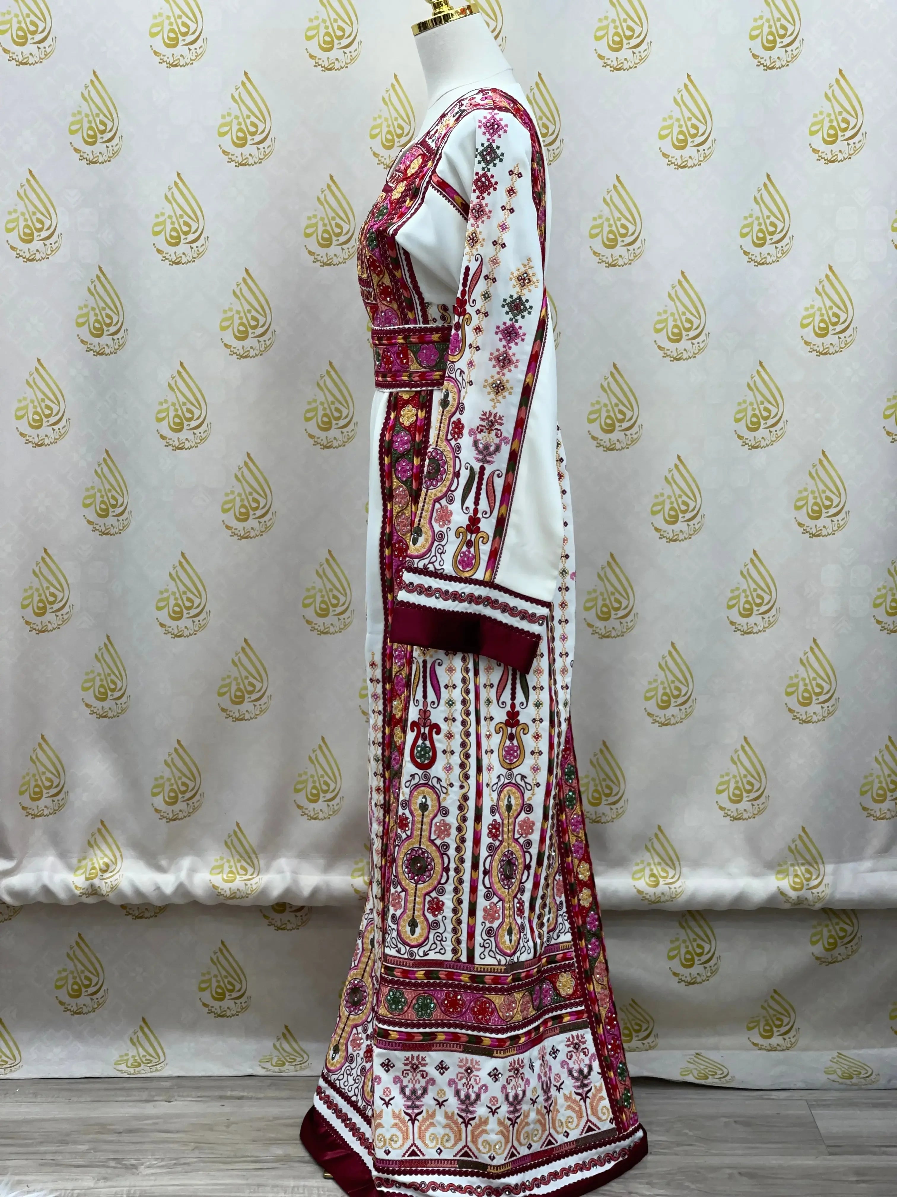 Thoub Al-bireh: Tradition Meets Modern Elegance - Palestinian Elegance