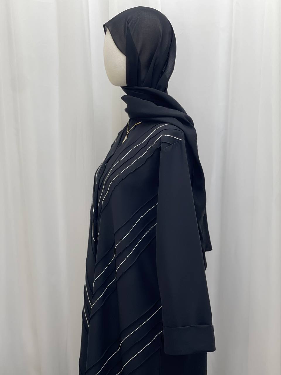 Royal Wave Abaya - Palestinian Elegance