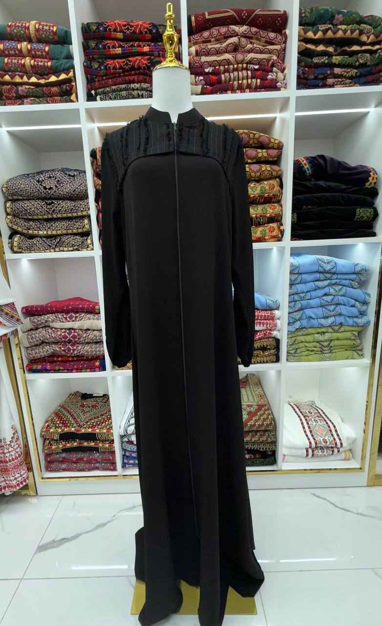 Essential Elegance Black Abaya — Where Comfort Meets Timeless Style