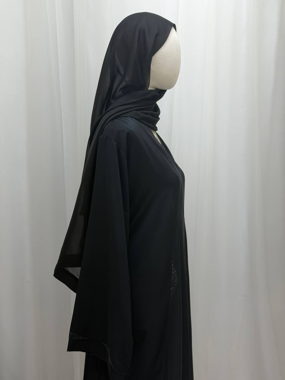Noir Breeze Dubai Abaya