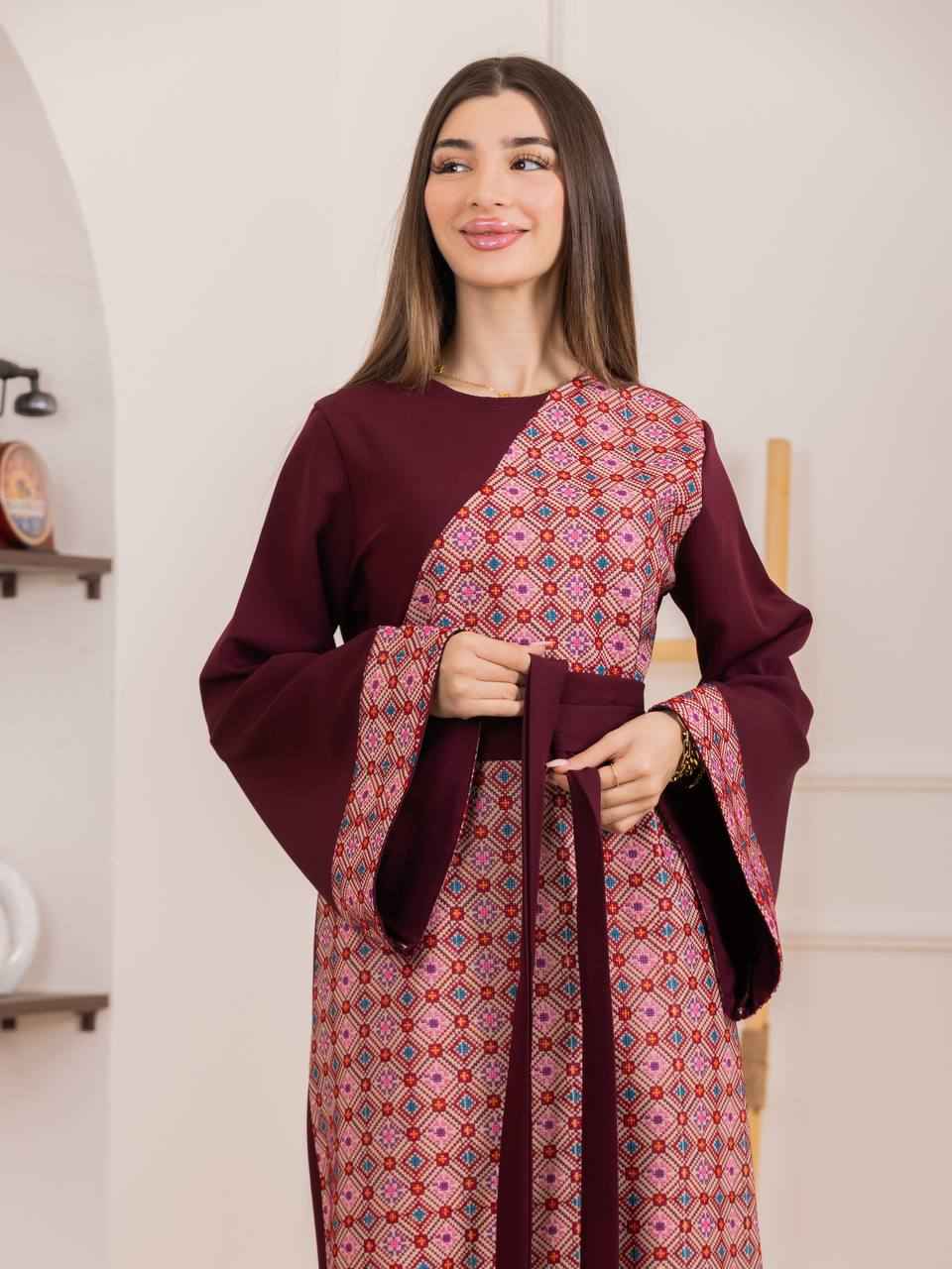 Heritage Grace Embroidered Thobe